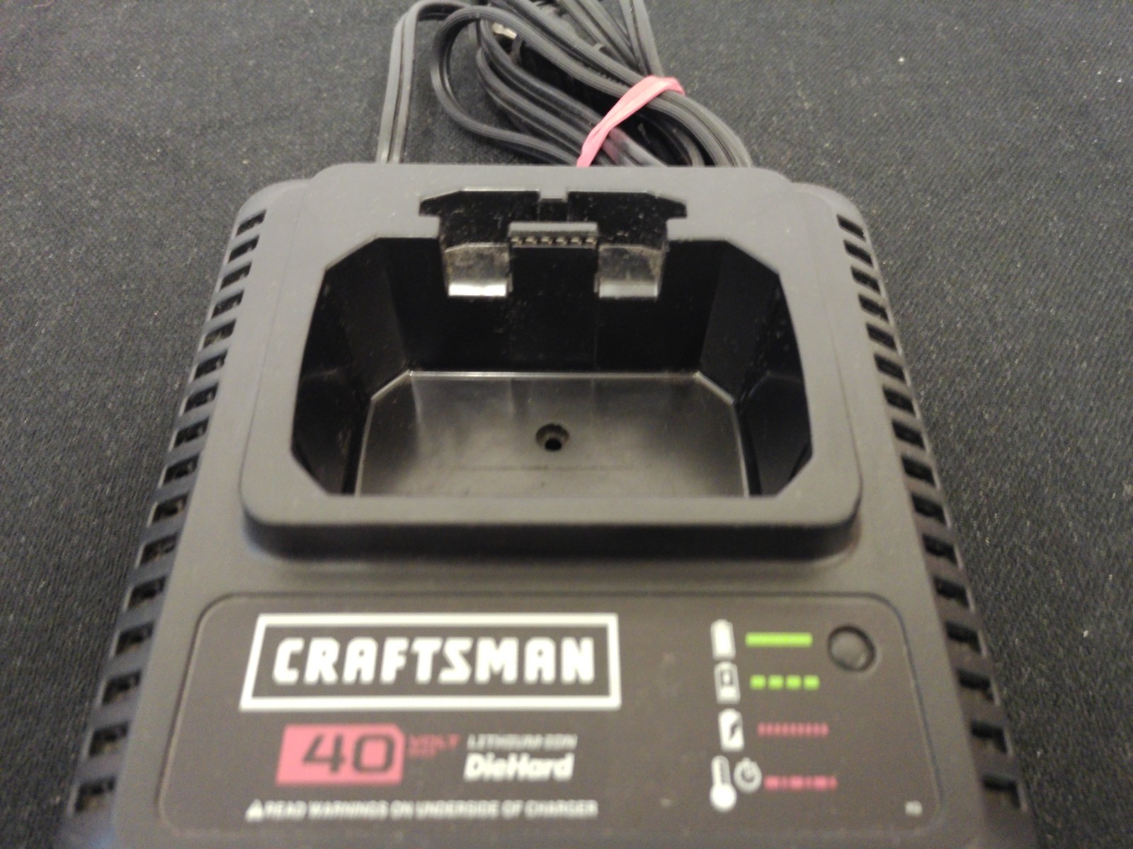 40 Volt Charger Lithium-Ion Die Hard
