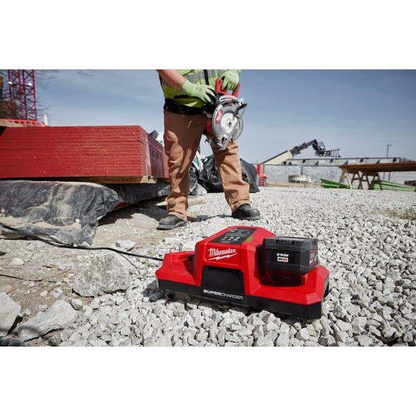 Milwaukee Tool 48-59-1815 M18 Dual Bay Simultaneous Super Charger