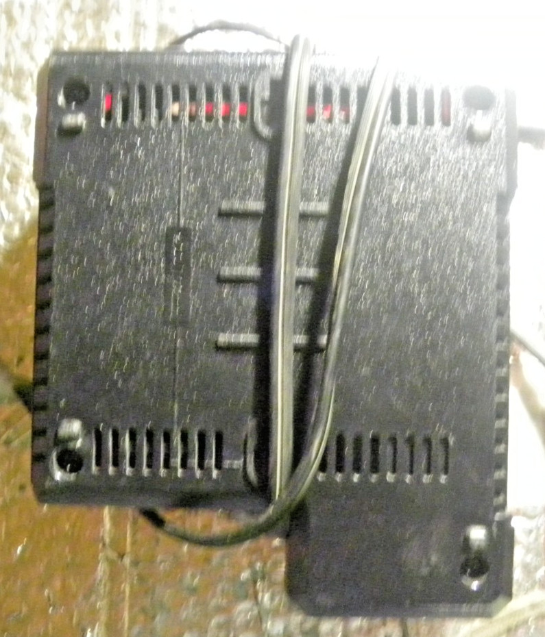 Milwaukee 48-59-1812 M12 and M18 Battery Charger