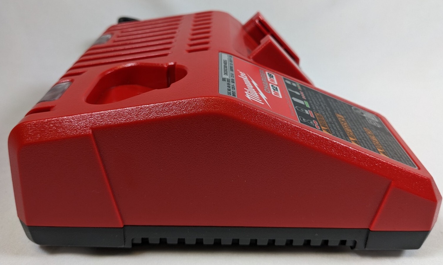 Milwaukee M18 & M12 Battery Charger (48-59-1812)