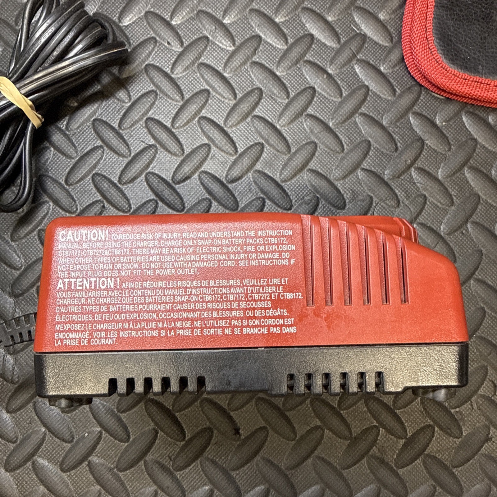 Snap-on CTC772 Lithium Battery Charger 7.2V 14.4V MicroLithium Red Black
