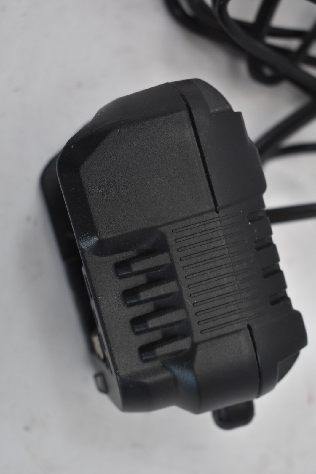DeWalt 12/20V Max Lithium Ion 2 Amp Multi Voltage Charger DCB1102 Genuine OEM