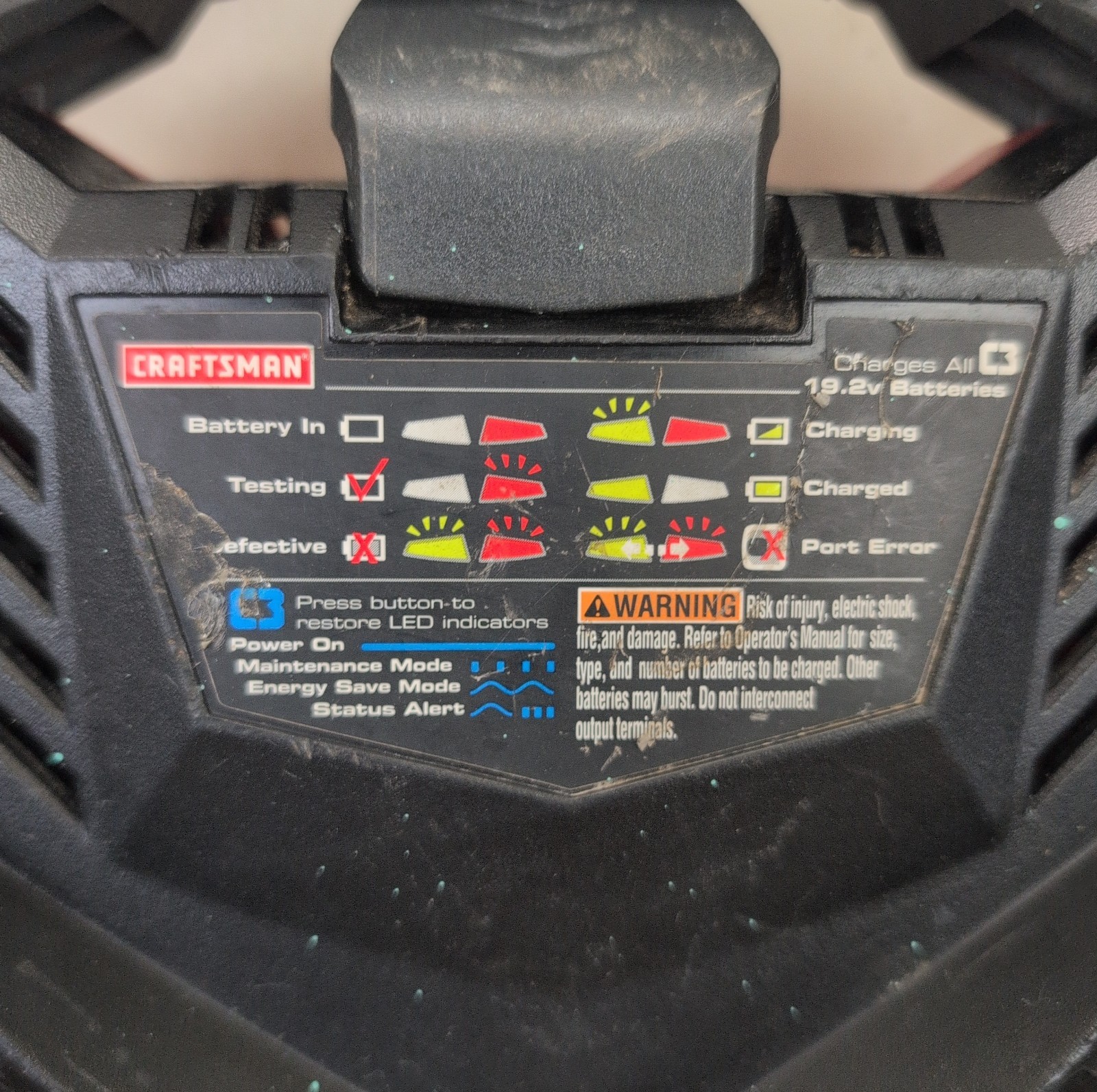Craftsman 19.2V 4 Way Maintenance Station Battery Charger 315.CH2000 W/ Mount