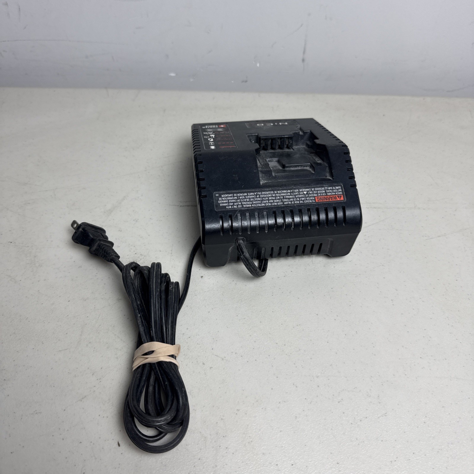Porter Cable PCMVC 9.6-18V Ni-CD Power Tool Battery Charger TYPE 2 TESTED