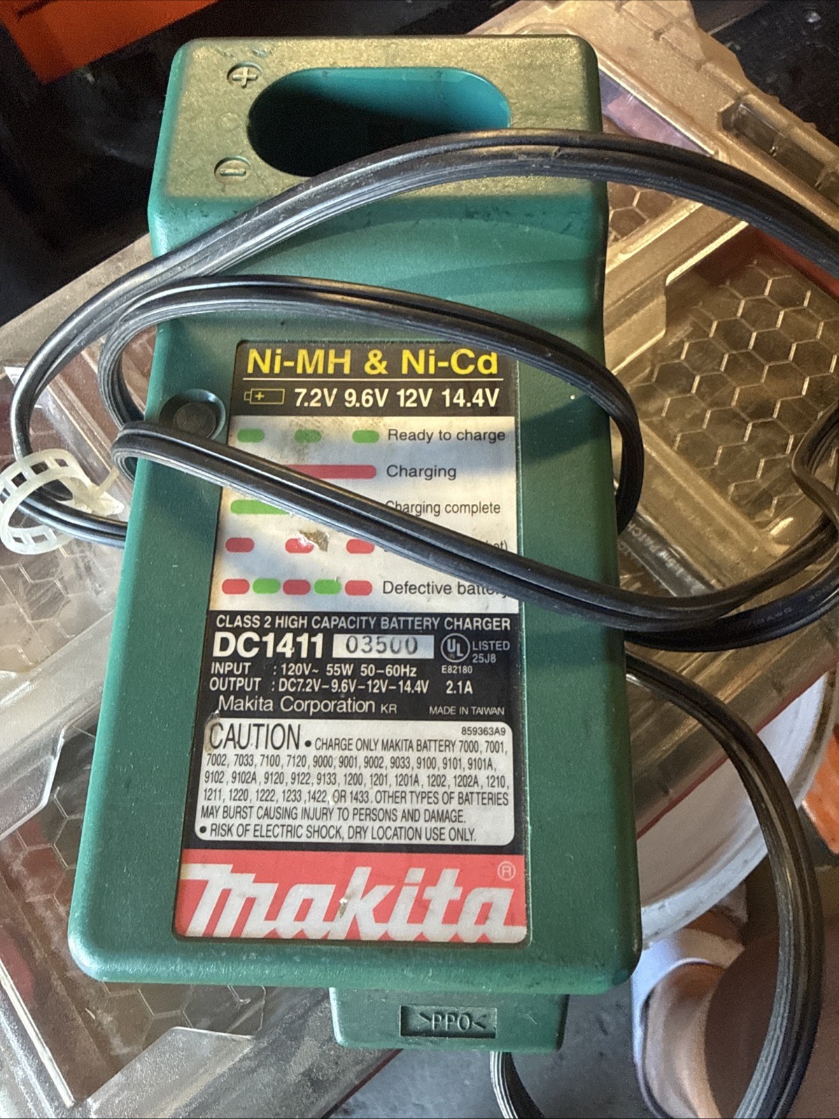 Makita DC1411 Ni-MH & Ni-Cd 7.2v 9.6v 12v 14.4v Battery Charger Genuine – Tested