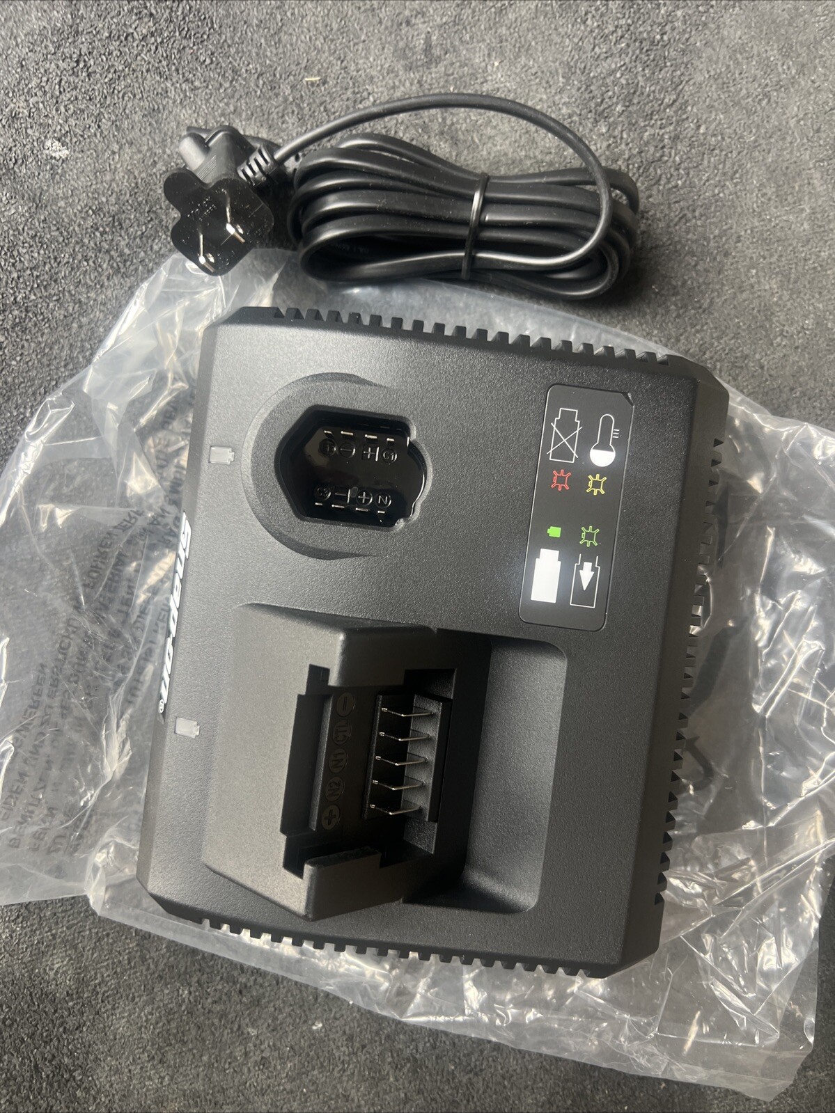 For Snap-on CTC131 14.4 and 18 V Dual Bay Charger – Black Tool Only