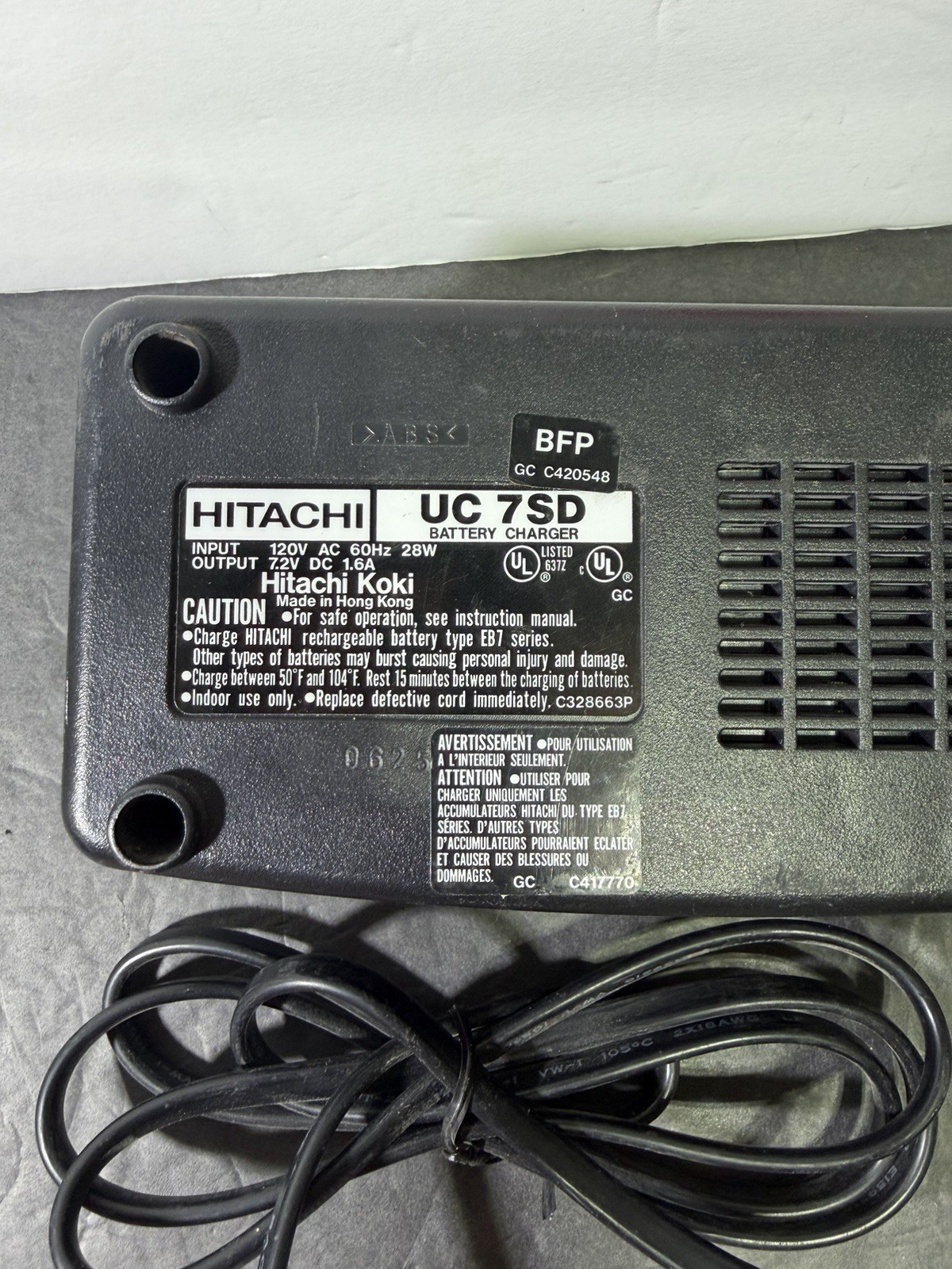 Hitachi 7.2 VOLT Battery Charger UC7SD 1.4Ah 1 hour for Ni-Mh Ni-Cd 110v