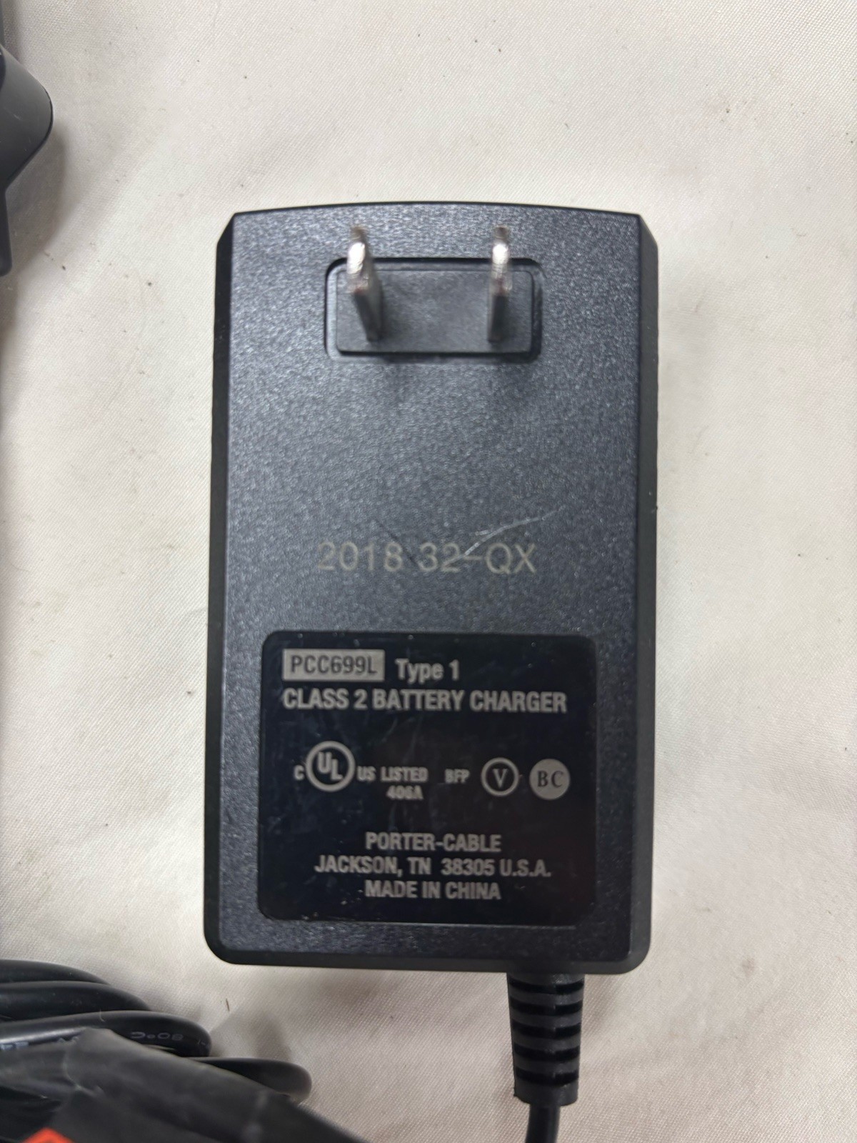 PORTER CABLE PCC699L 20V Max Lithium-Ion 20 Volt Battery Charger