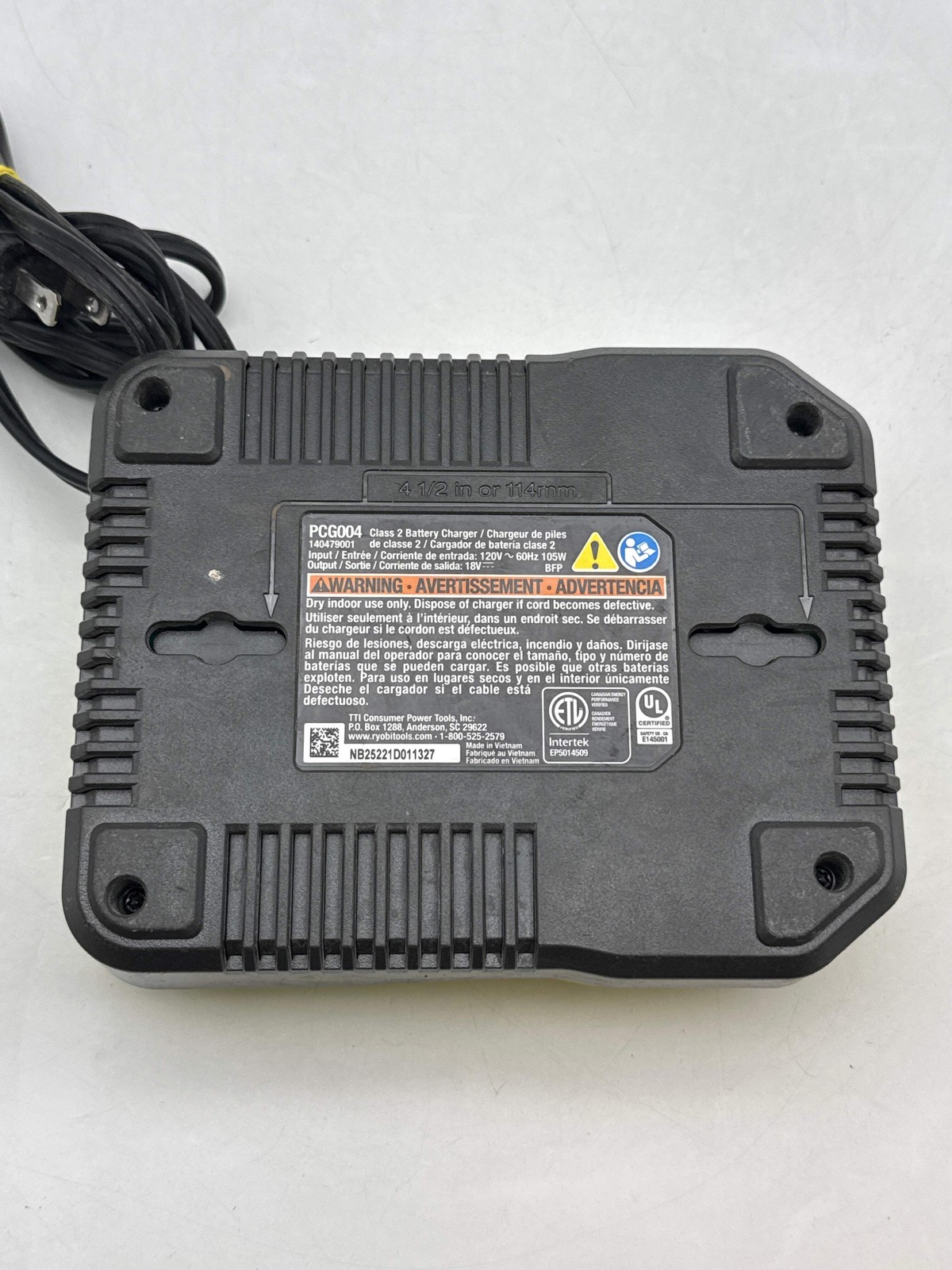 Ryobi One + Lithium Ion Charger 18V PCG004