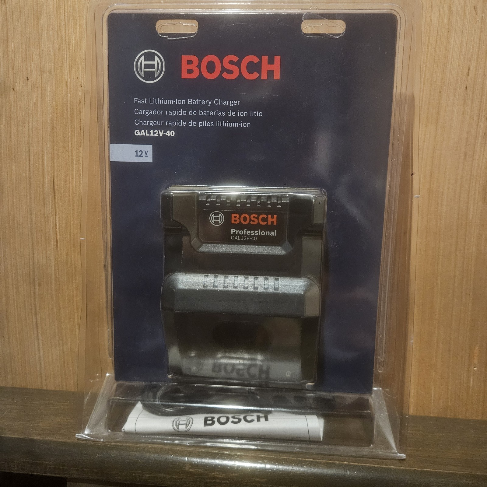Bosch Gal12v-40 12V Lithium Ion Battery Charger New In Package