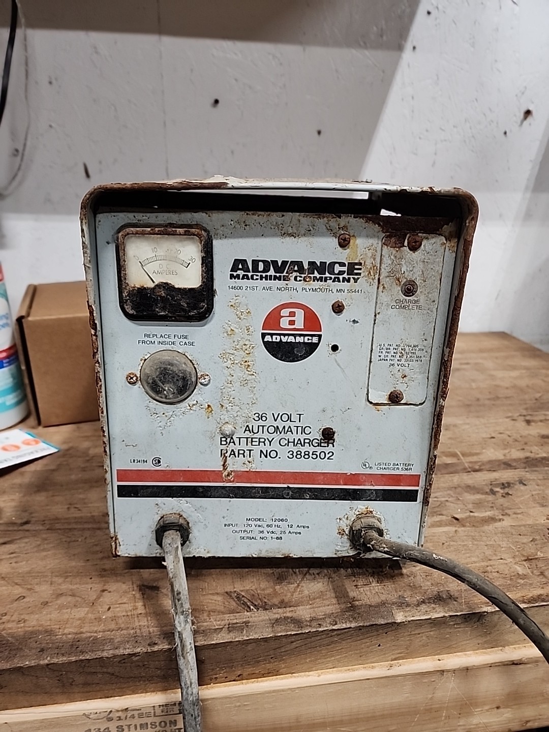 Advance 36 Volt Automatic Battery Charger 388502 As Is