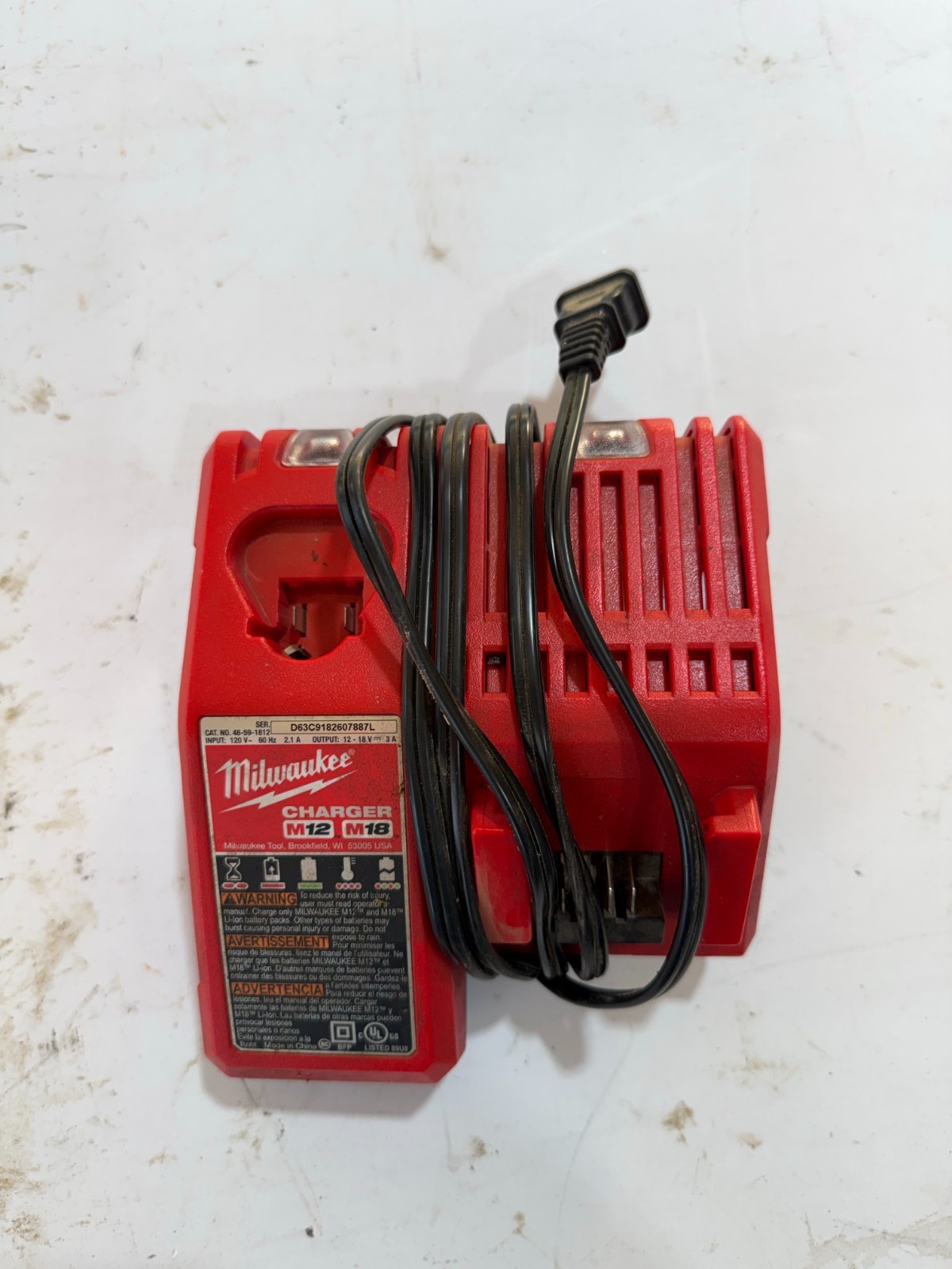 Milwaukee 48-59-1812 M12 M18 Multi-Voltage Li-Ion Battery Charger Tested