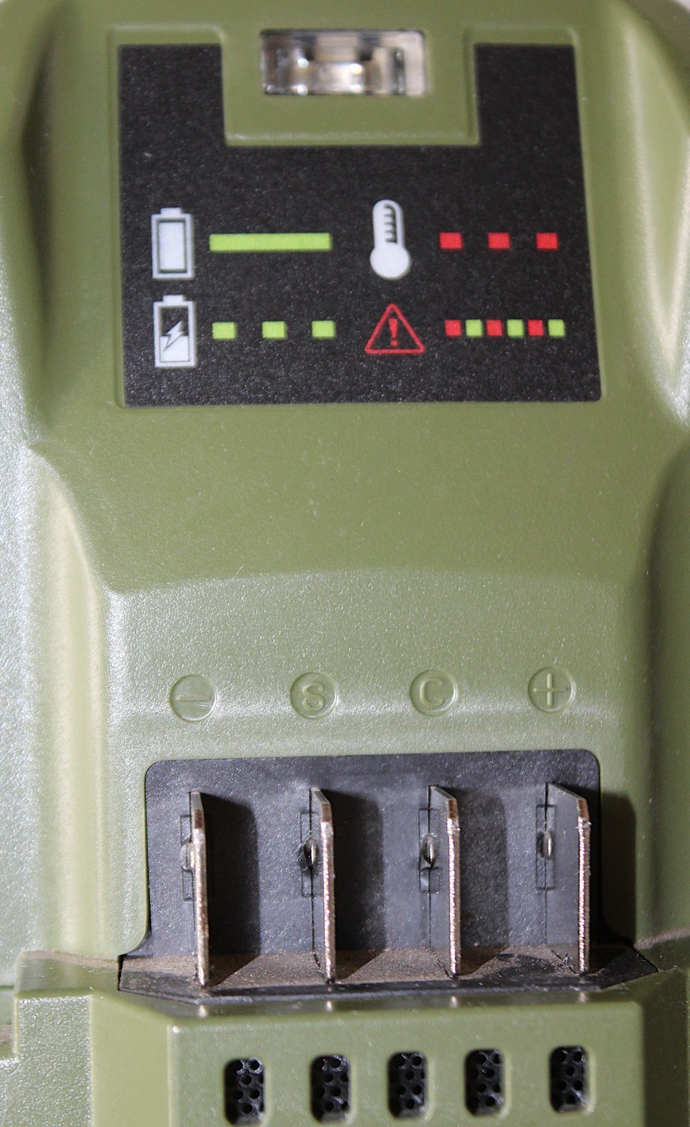 Green Machine GMBC6200 62 Volt Battery Charger