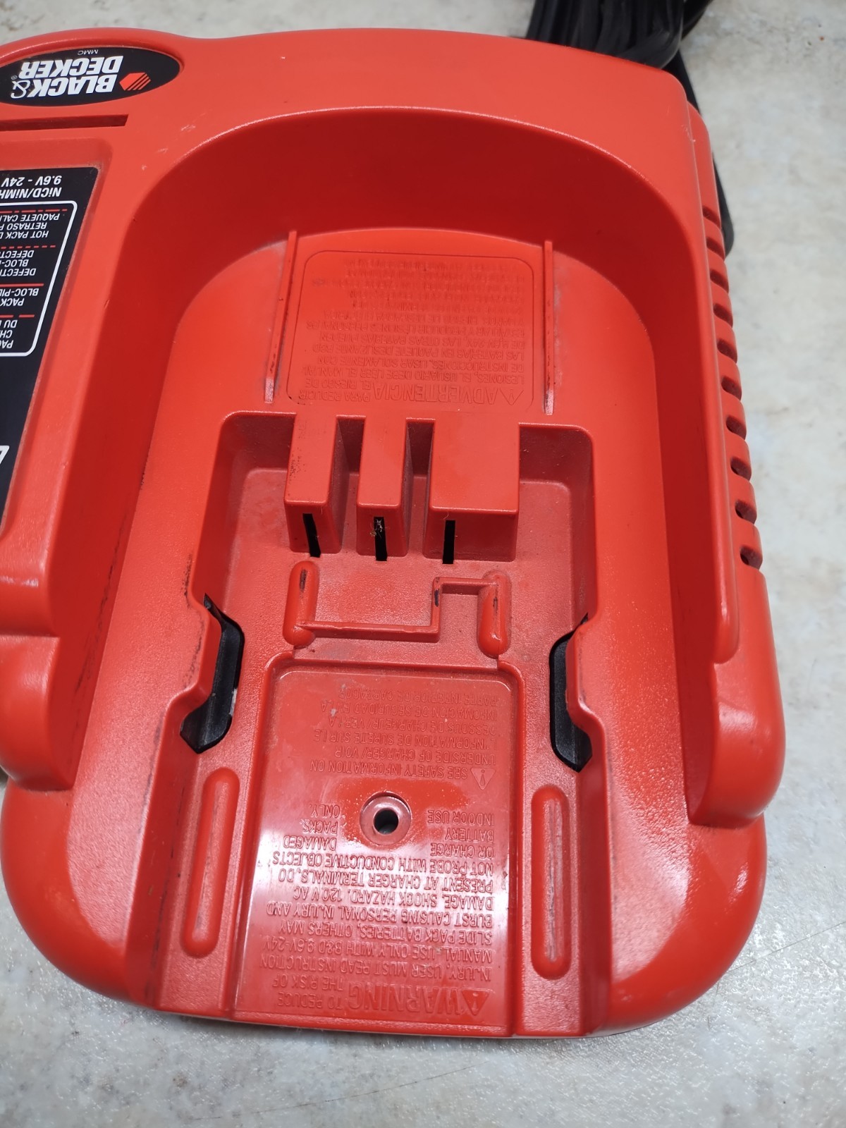 Black & Decker BDFC240  Rapid Battery Charger NICD/NIMH 9.6V-24V