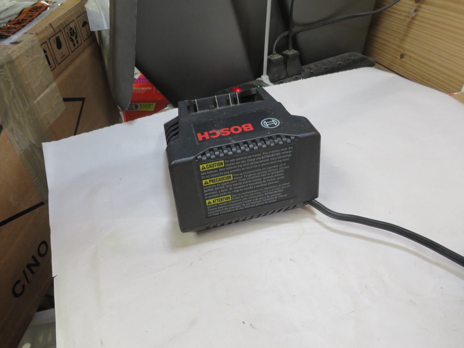 Bosch 18V Battery Charger BC660