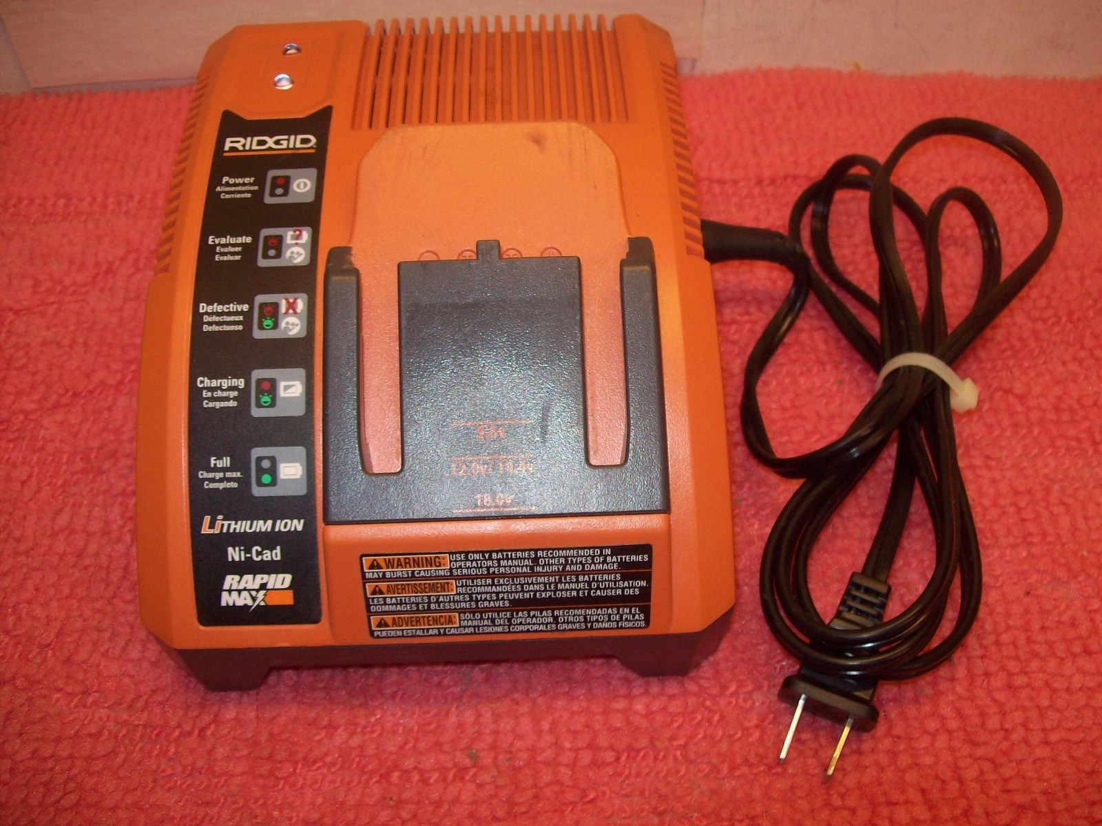 Genuine OEM Ridgid Rapid Max 9.6V/12V/14.4V/18V Battery Charger R840091, Tested!