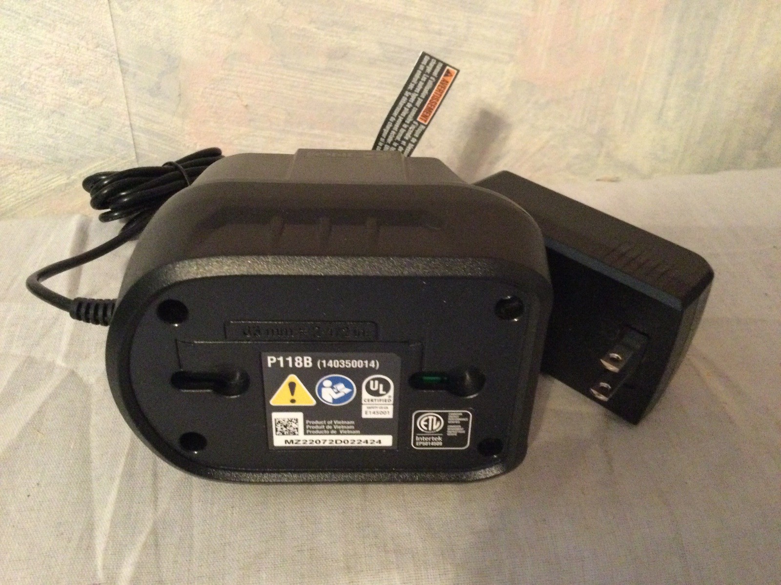 Ryobi P118B ONE+ 18V Battery Charger ORIGINAL WORKING 18volts