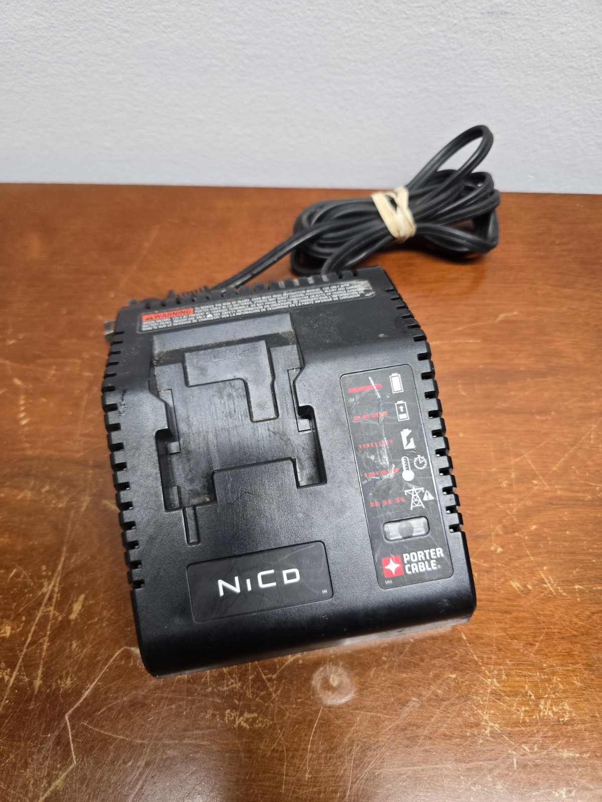 Porter Cable PCMVC 9.6-18V Ni-CD Power Tool Battery Charger TYPE 2