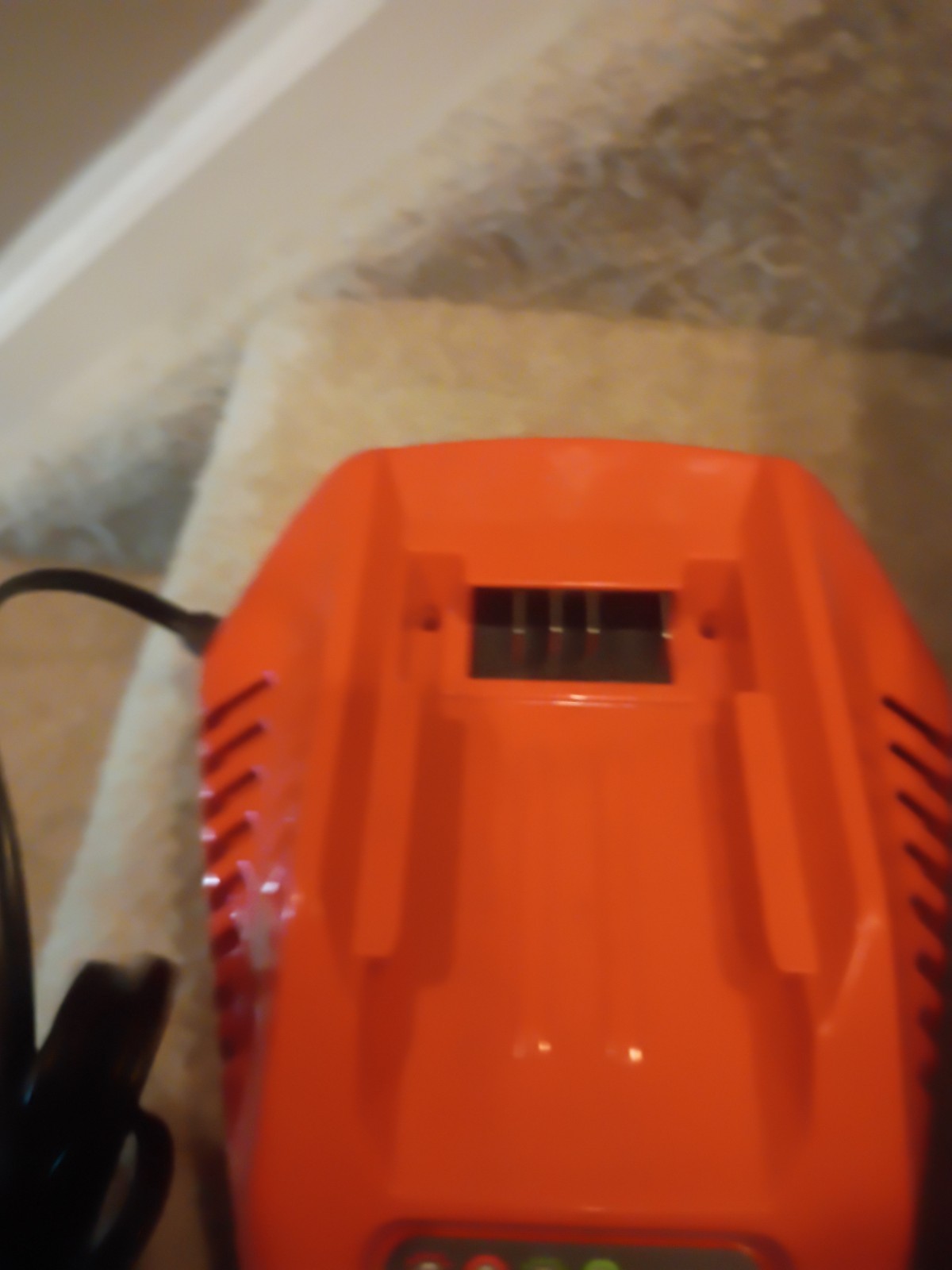 Echo eFORCE™ 56V Lithium-Ion Standard Charger, Model LC-56V2A *