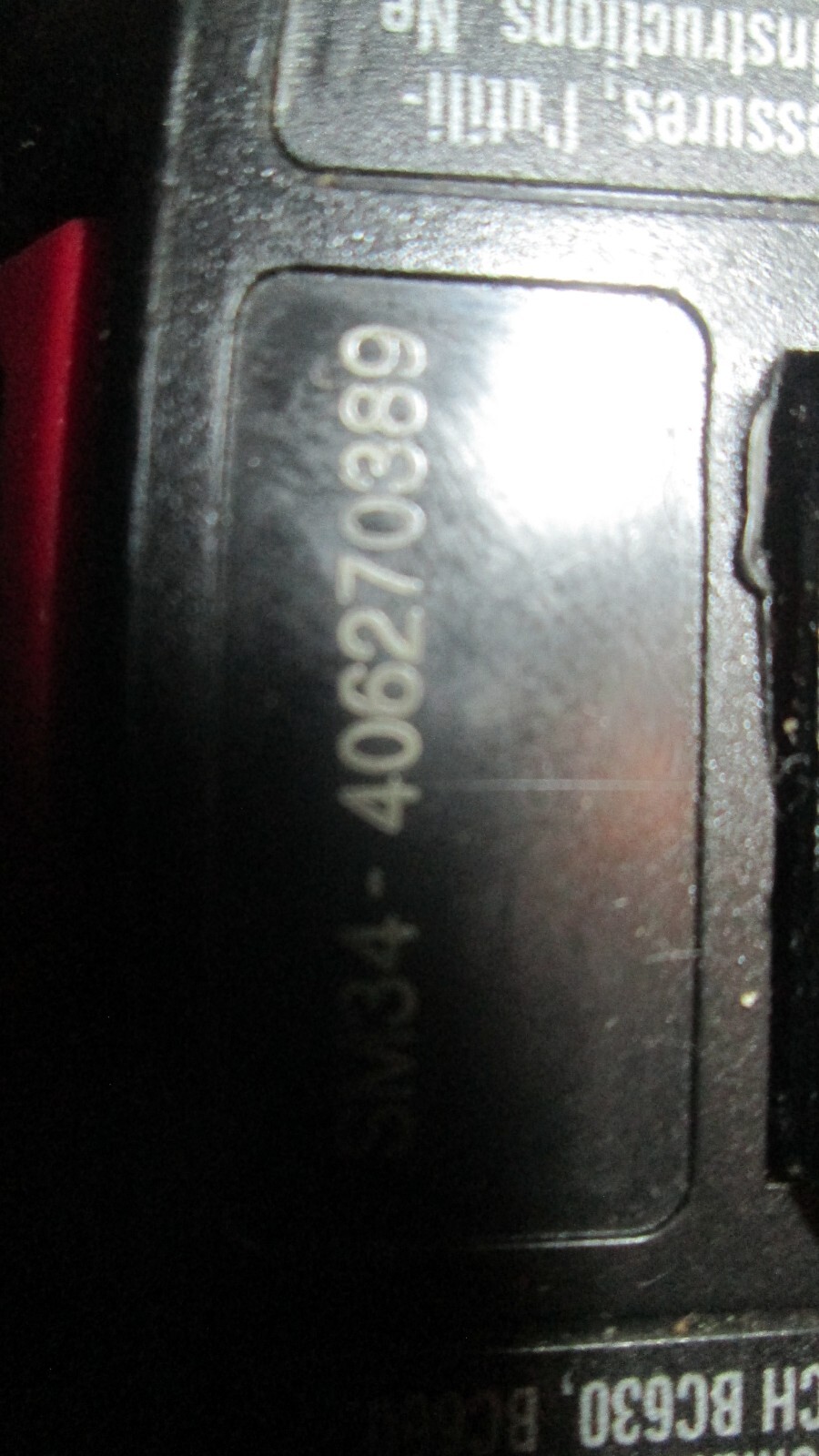 Bosch BC660 120 Volts AC input battery Charger & Bosch BAT611 18 V battery