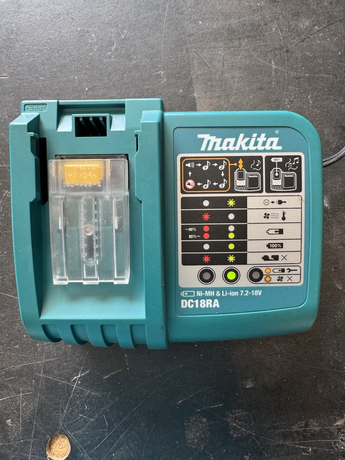 Makita DC18RA 7.2V-18V Single Battery Charger Blue DC18RA DC18RA S