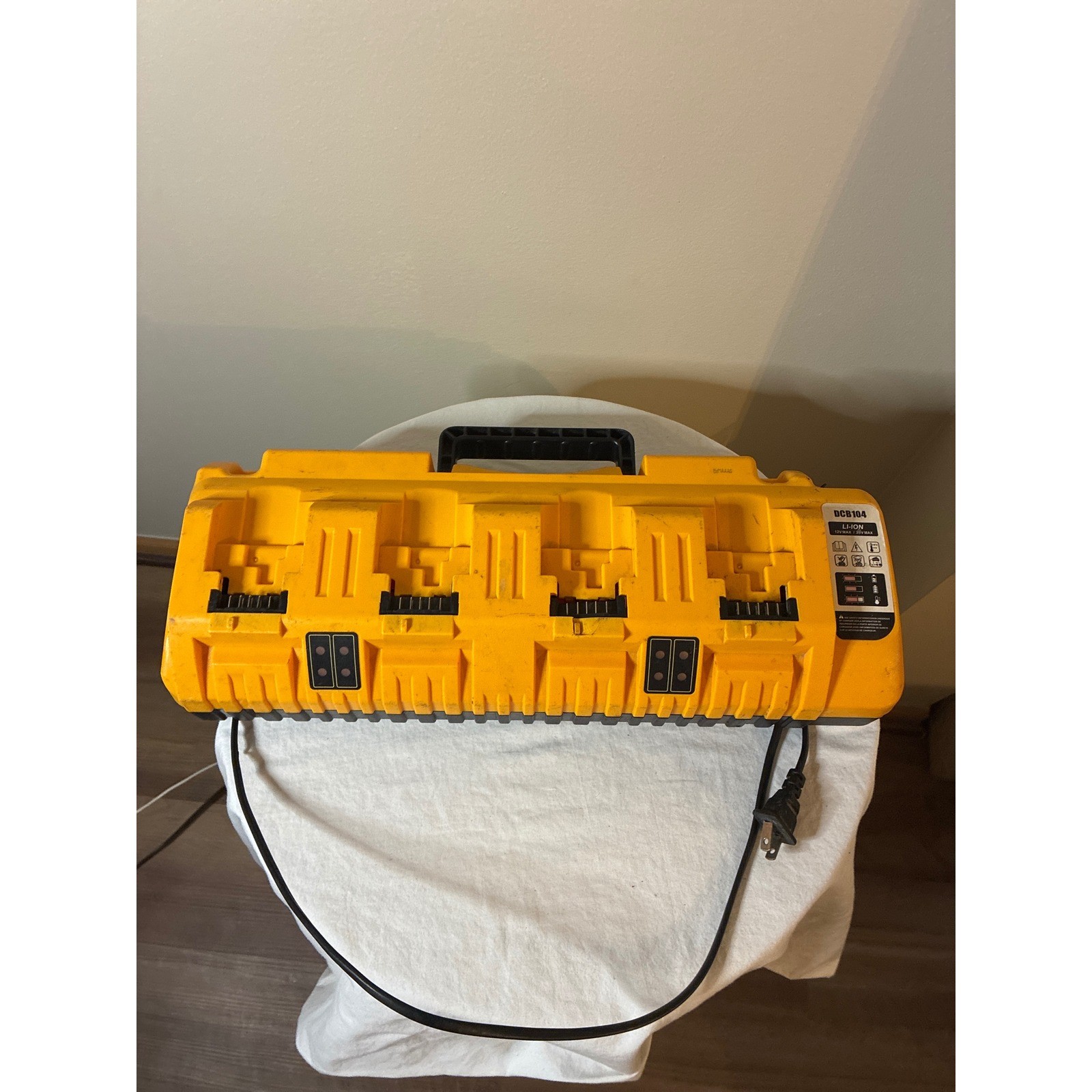 DCB104 4-Port Rapid Battery Charger for 12V 20V Max Li-Ion Yellow Black