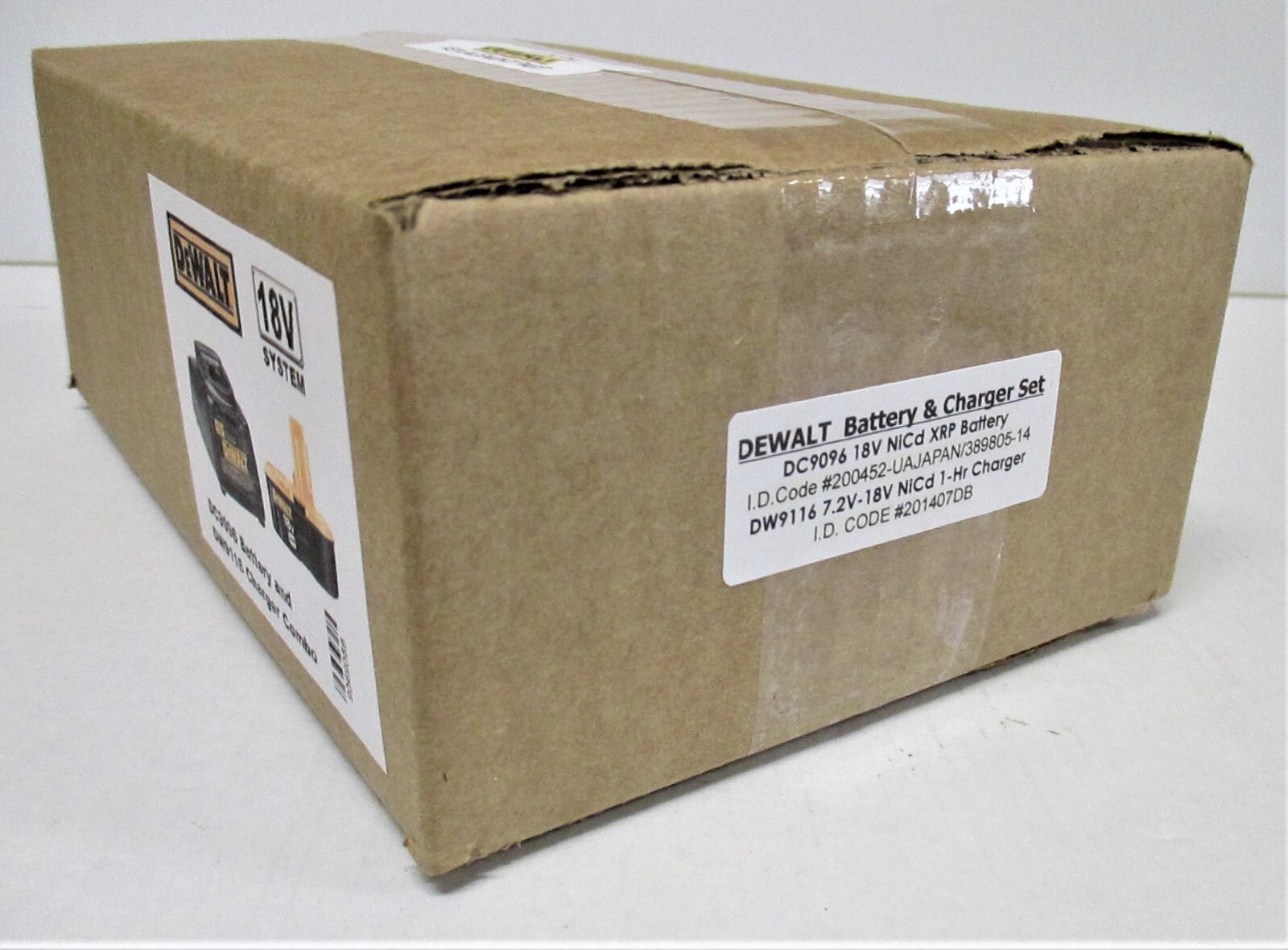 NEW Genuine DeWalt 18V Volt OEM XRP DC9096 Battery + DW9116 1-Hr Charger Set NIB