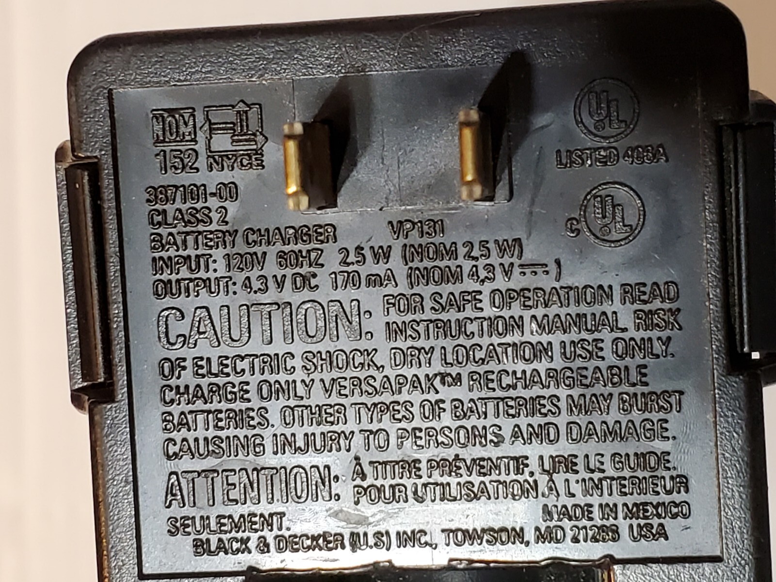 Black & Decker VP131 VersaPak 387101-00 Single Port Battery CHARGER 4.3V