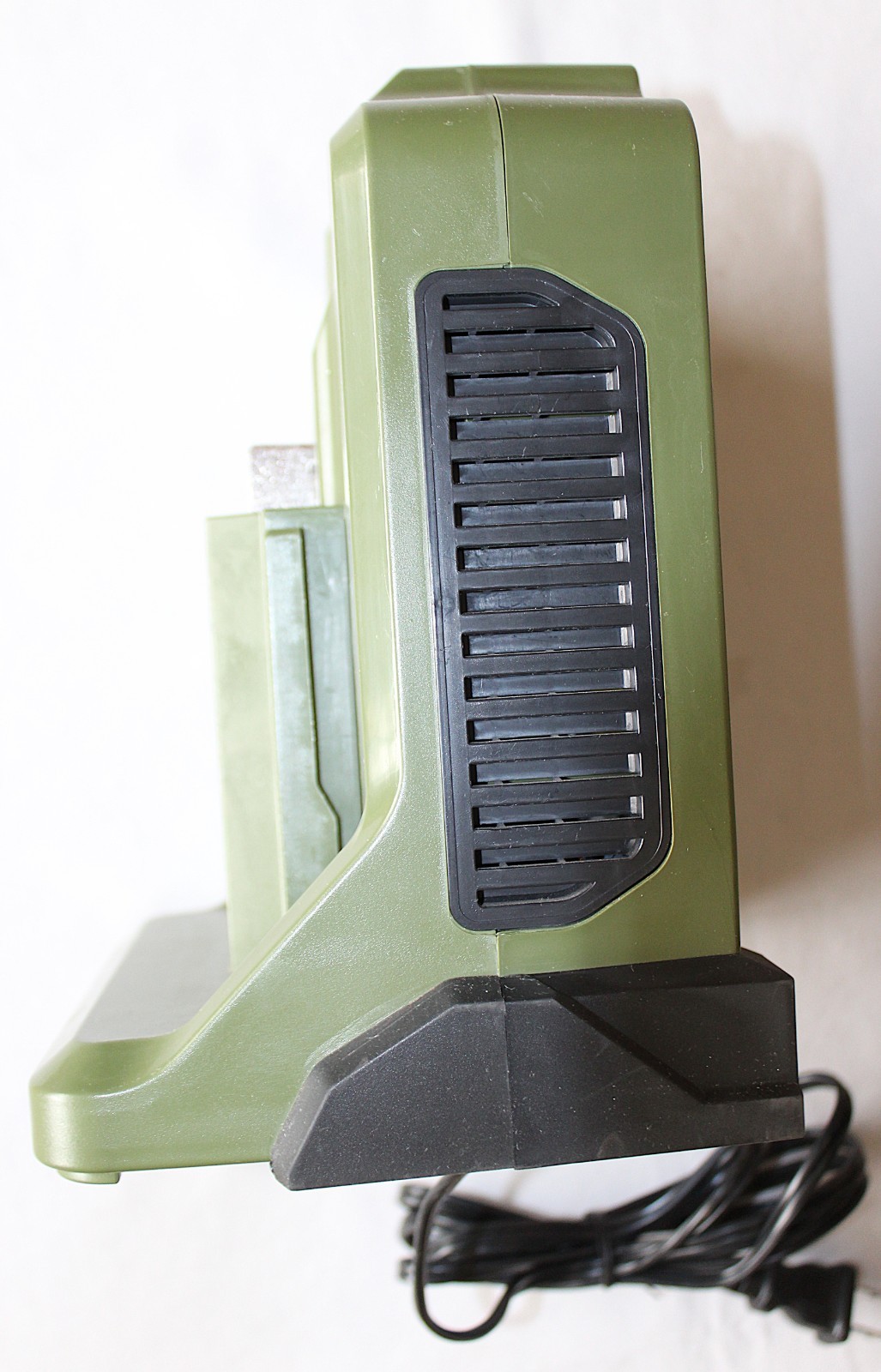 Green Machine GMBC6200 62 Volt Battery Charger