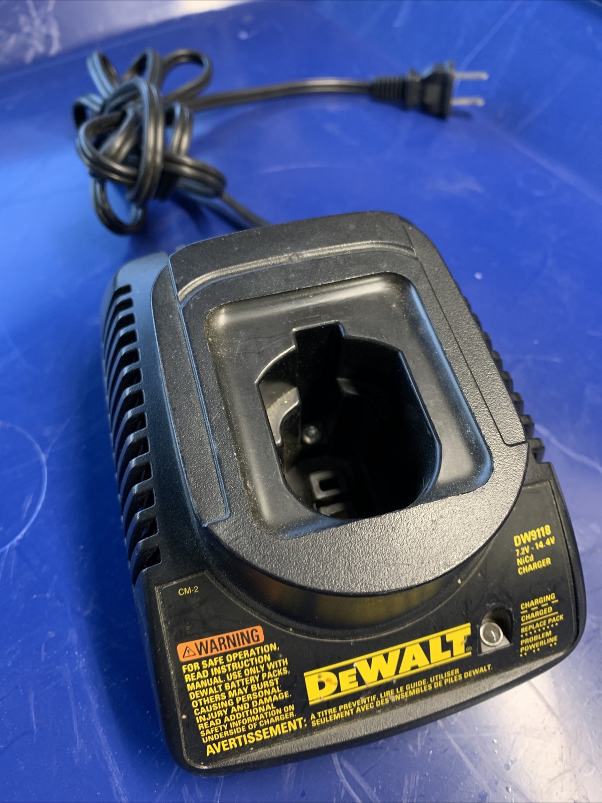 DeWalt DW9118 Battery Charger NiCad 7.2-14.4V 1.5Amp SameDayHandling &Fast USPS