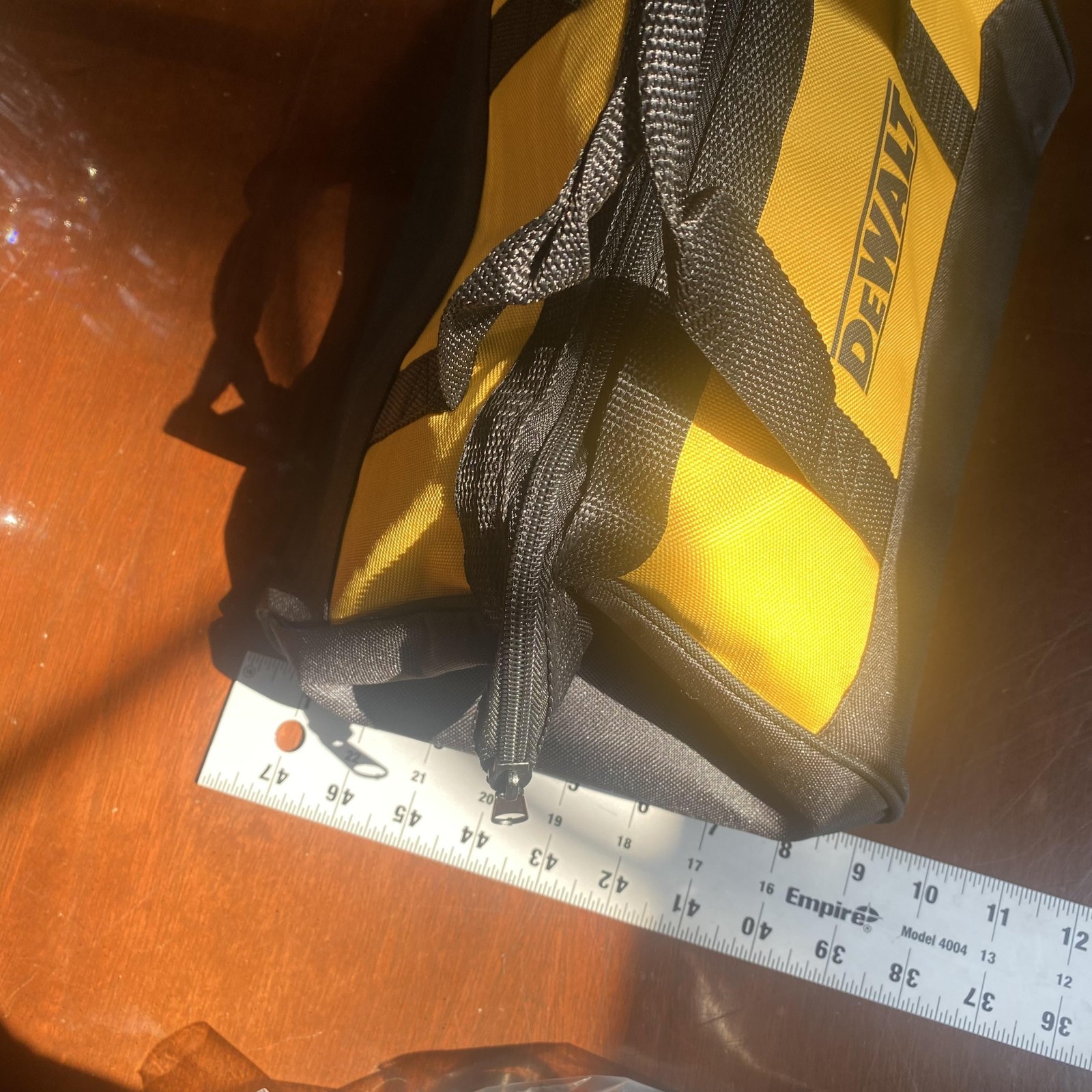 DEWALT Battery Charger 12V 20V MAX Lithium Ion With Tool Bag DCB112 Yellow