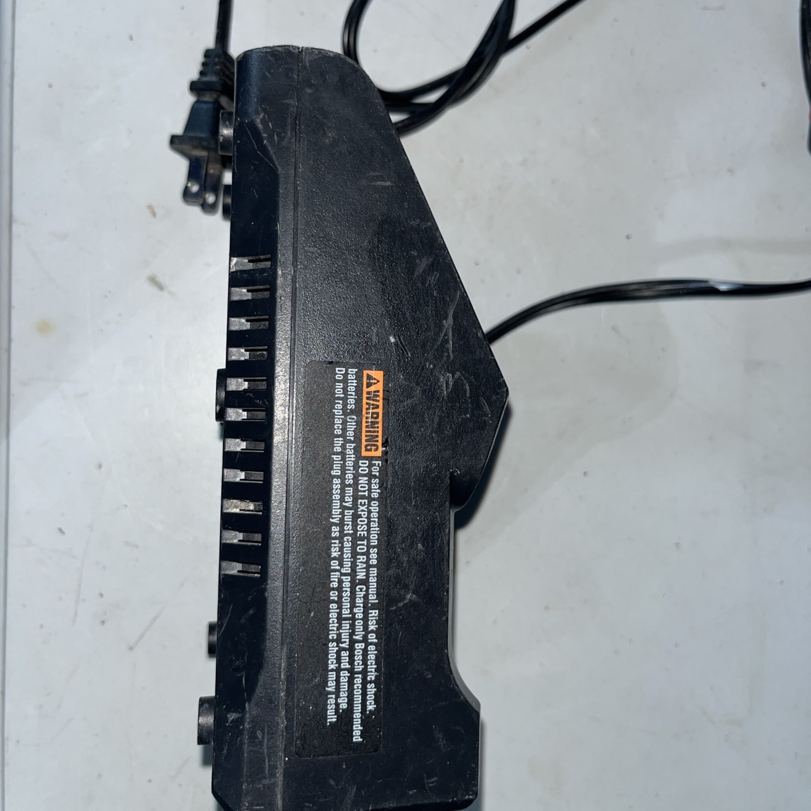 Bosch Professional Fast Battery Charger GAL 18V-40