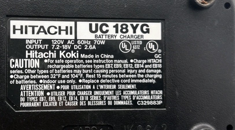 Hitachi UC 18YG Ni-Cd 7.2V – 18V Battery Charger Dock Black EUC!!