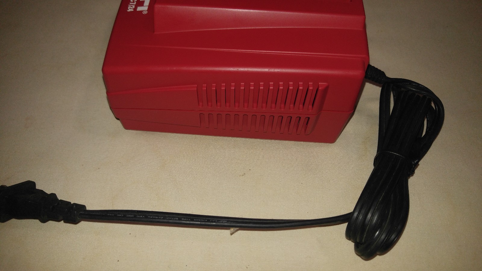 HILTI C 7/24 BATTERY CHARGER 115/120 V (USED)