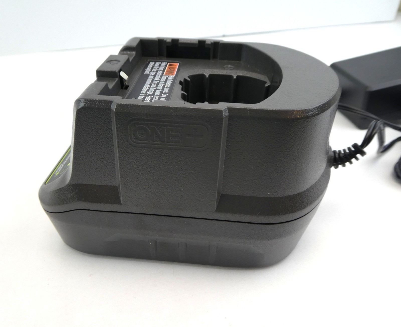 Ryobi P118B One+ Lithium+ 18V Lithium Ion Battery Charger 140350007