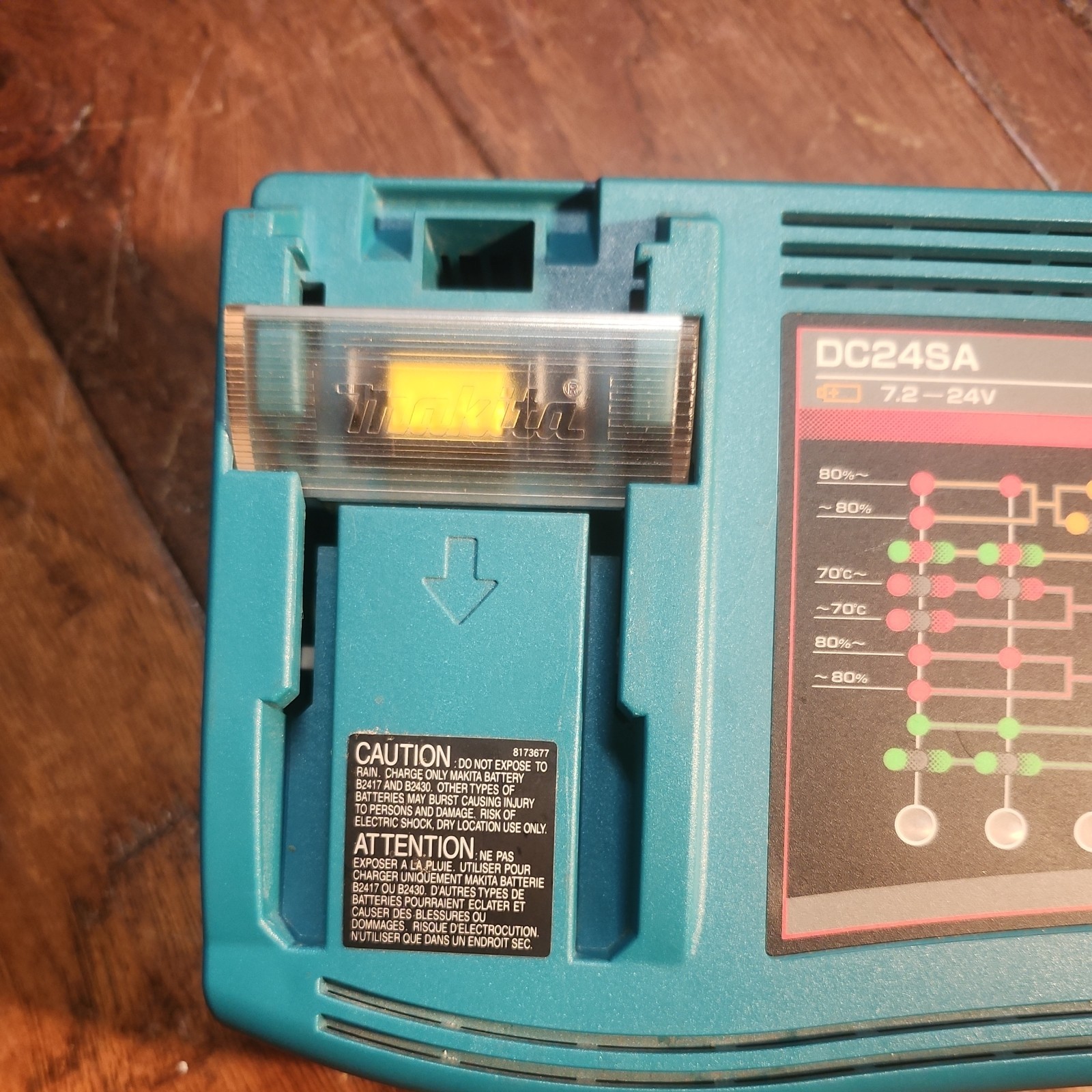 Makita High Capacity Battery Charger DC24SA 7.2-24V Nice Shape 120V 135W 50-60Hz