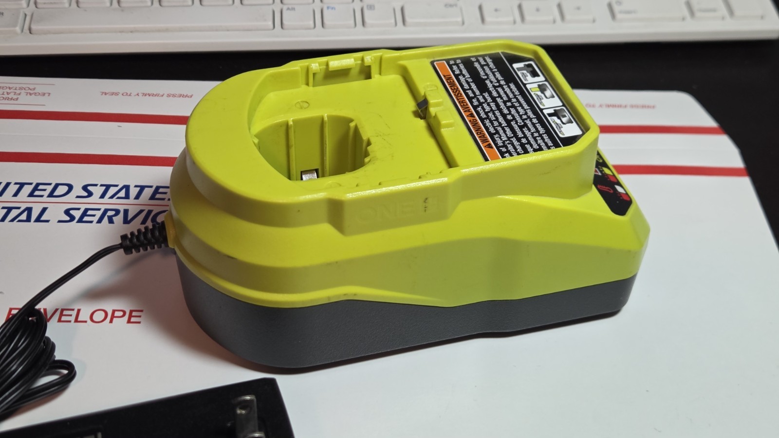 RYOBI PCG002 18V ONE+ Li-Ion Battery Wall Charger Tested Working NO Battery