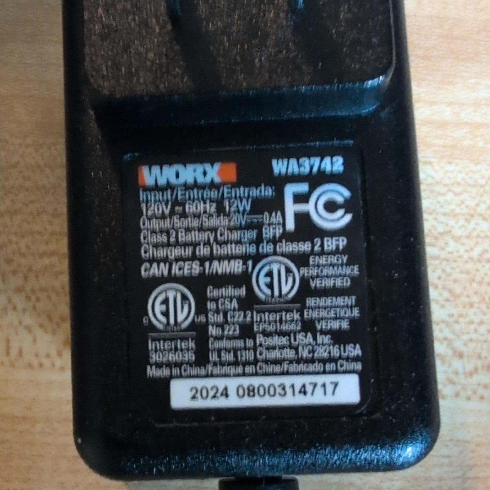 WORX WA3742 20V Battery Charger Base w/ AC Power Adapter, Black