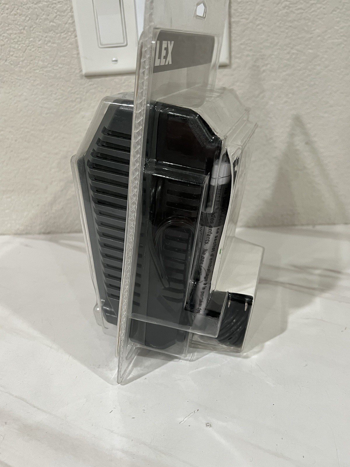FLEX 24V Lithium-Ion 160W Battery Fast Charger – FX0411-Z