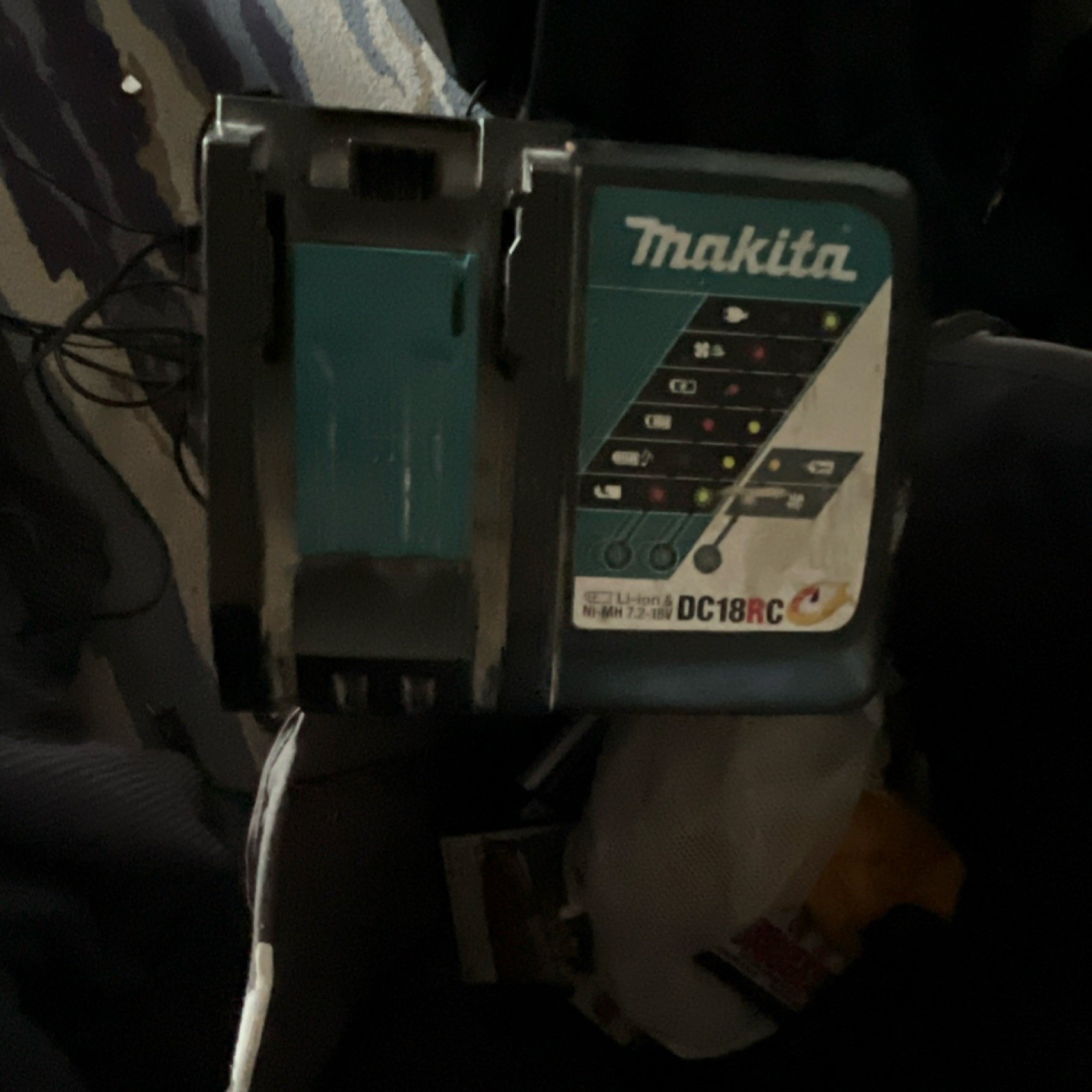 Makita DC18RC 18V Blue Battery Charger for Power Tools
