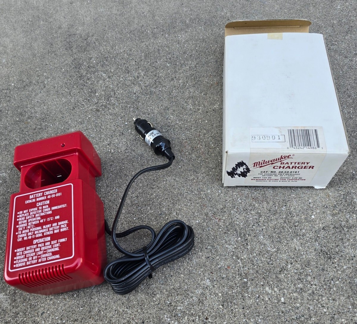 Milwaukee 9.6V Car Battery Charger No. 48-59-0161 For Battery 48-11-0080 NEW