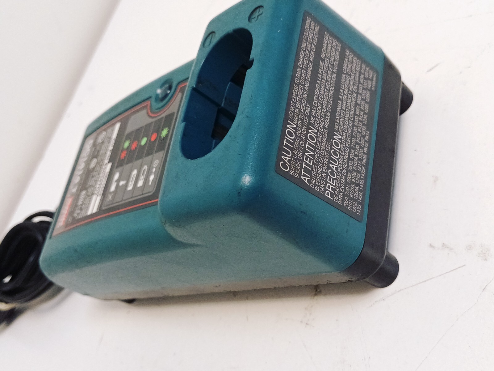 Makita battery charger DC1414T Ni-MH & Ni-Cd 7.2 – 14.4v
