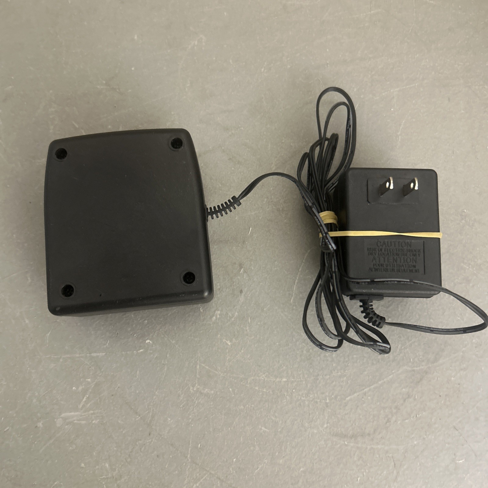 Altocraft 18 Volt Charging Stand SH-DC0240400 For Drill 241-9899( See Notes)