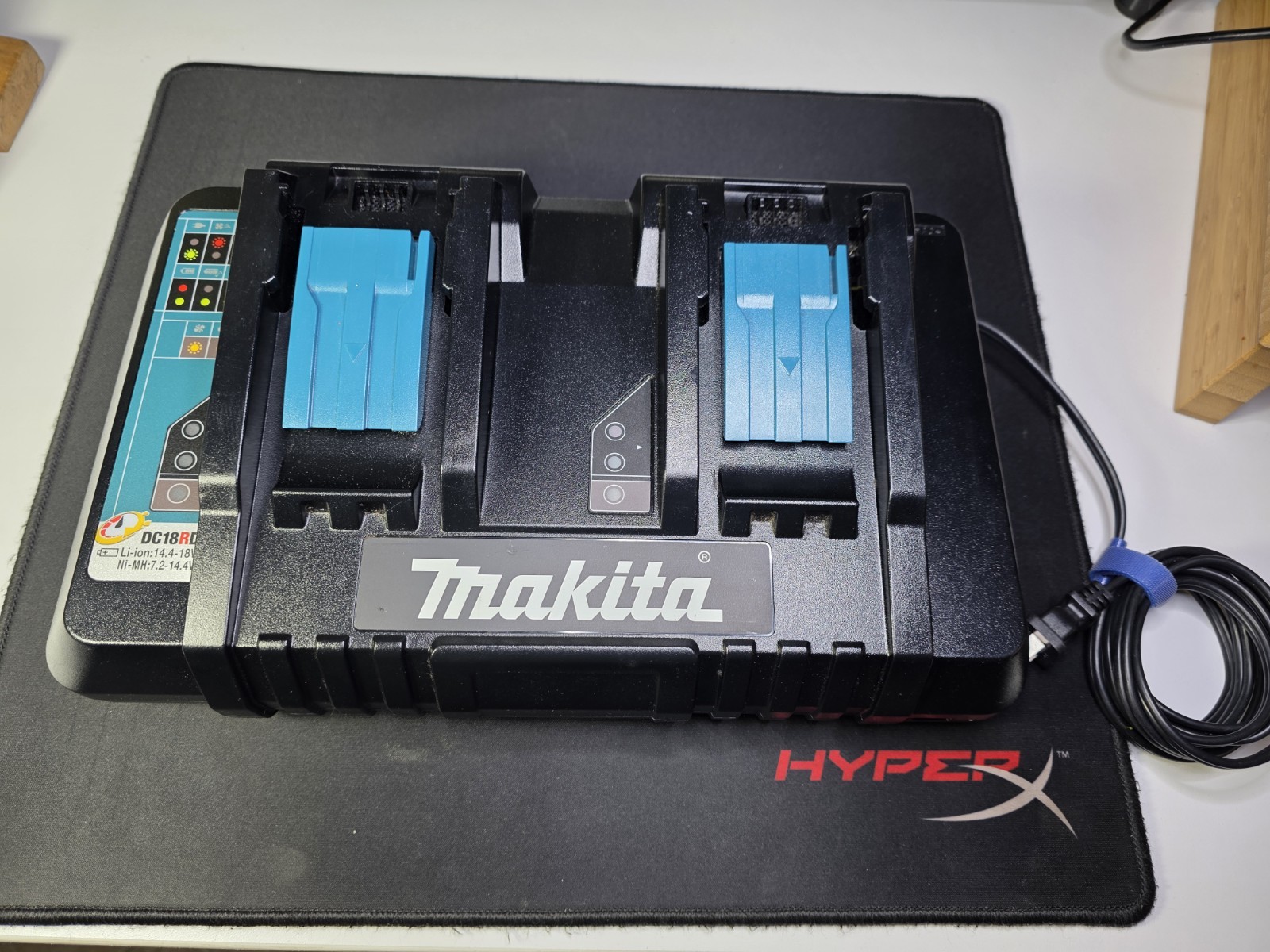 Makita DC18RD 18V LXT Li-Ion Dual Bay Rapid Optimum Fast Battery Charger