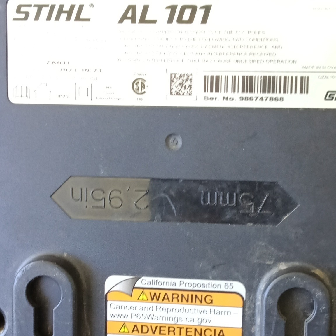STIHL AL 101 36V Battery Charger Black, No Battery Included, MPN AL 101