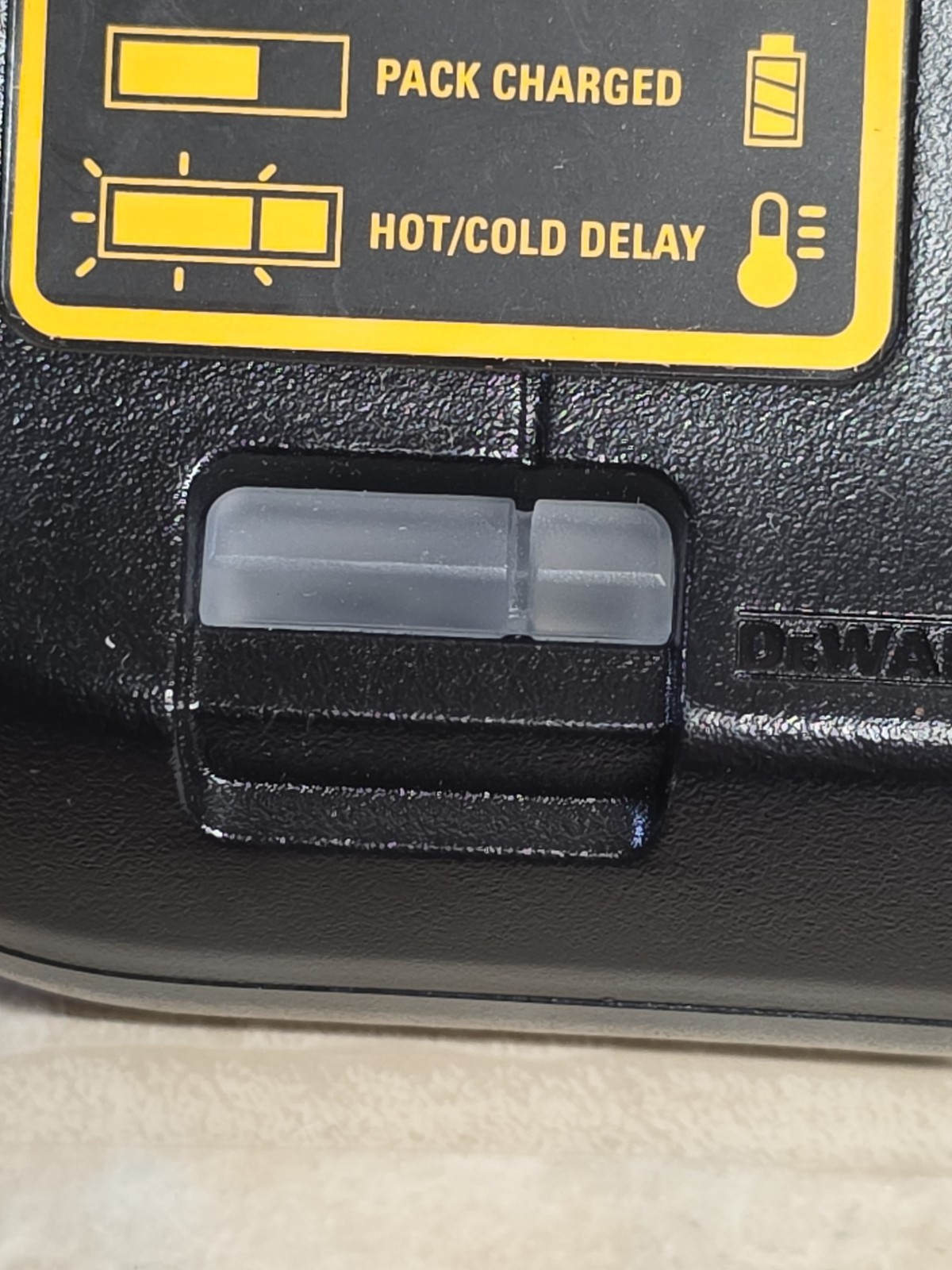 Dewalt DCB115 Fast Charger Genuine 12V-20V MAX Lithium Ion Battery Charger