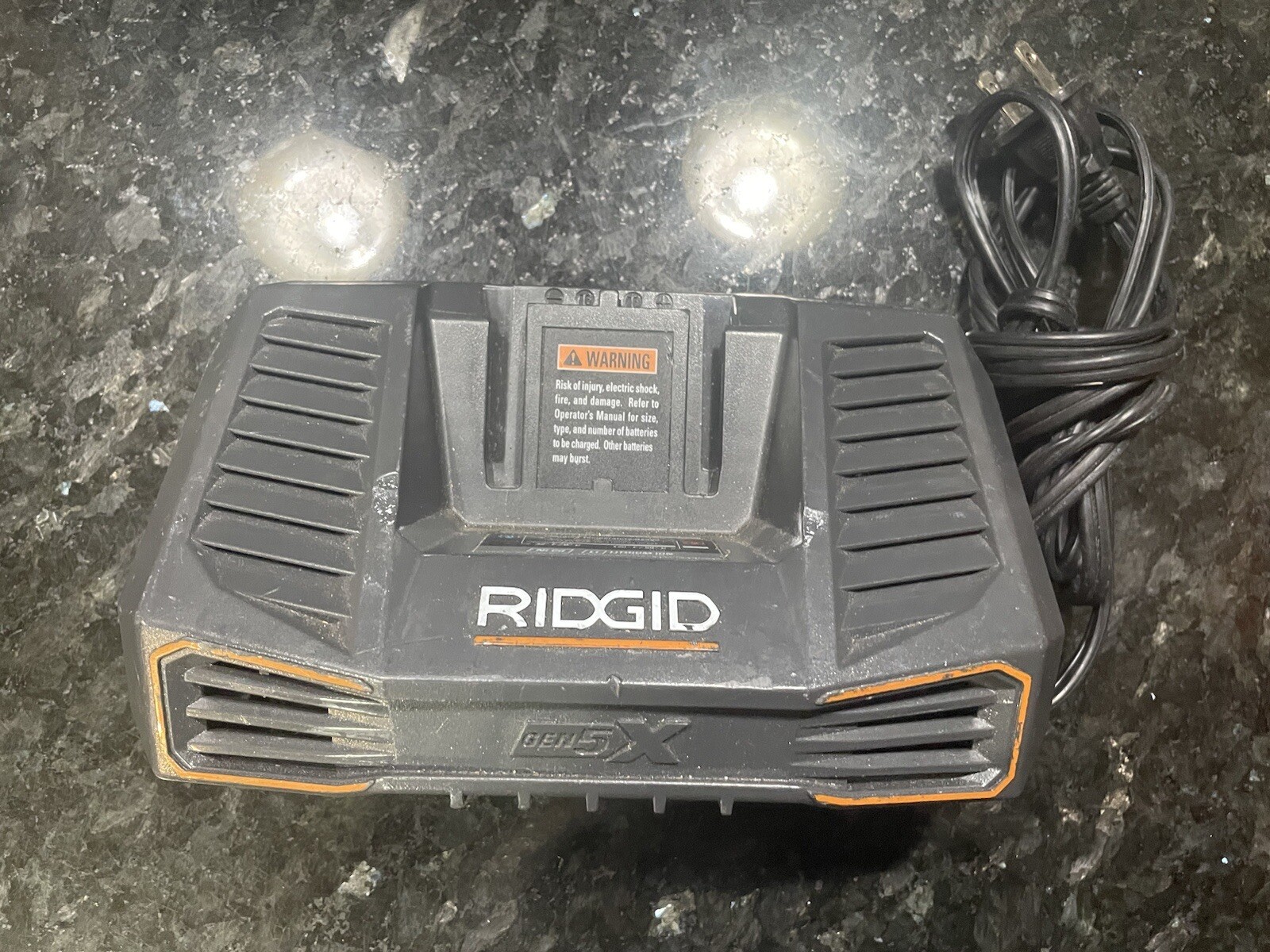 Ridgid 18V Duel Chemistry Rapid Battery Charger Model R840095 Tested