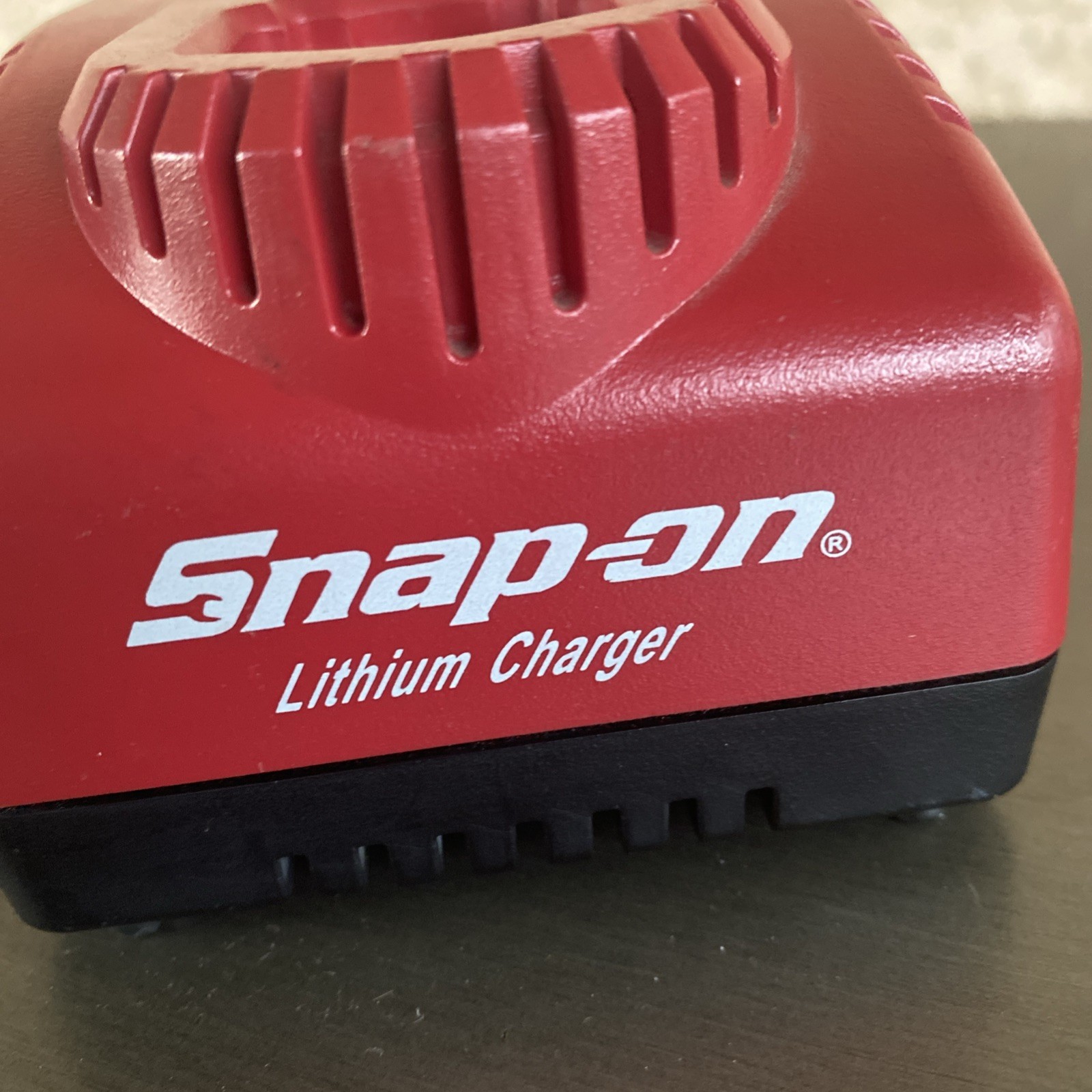 Snap-on CTC772 Lithium Battery Charger 7.2V 14.4V