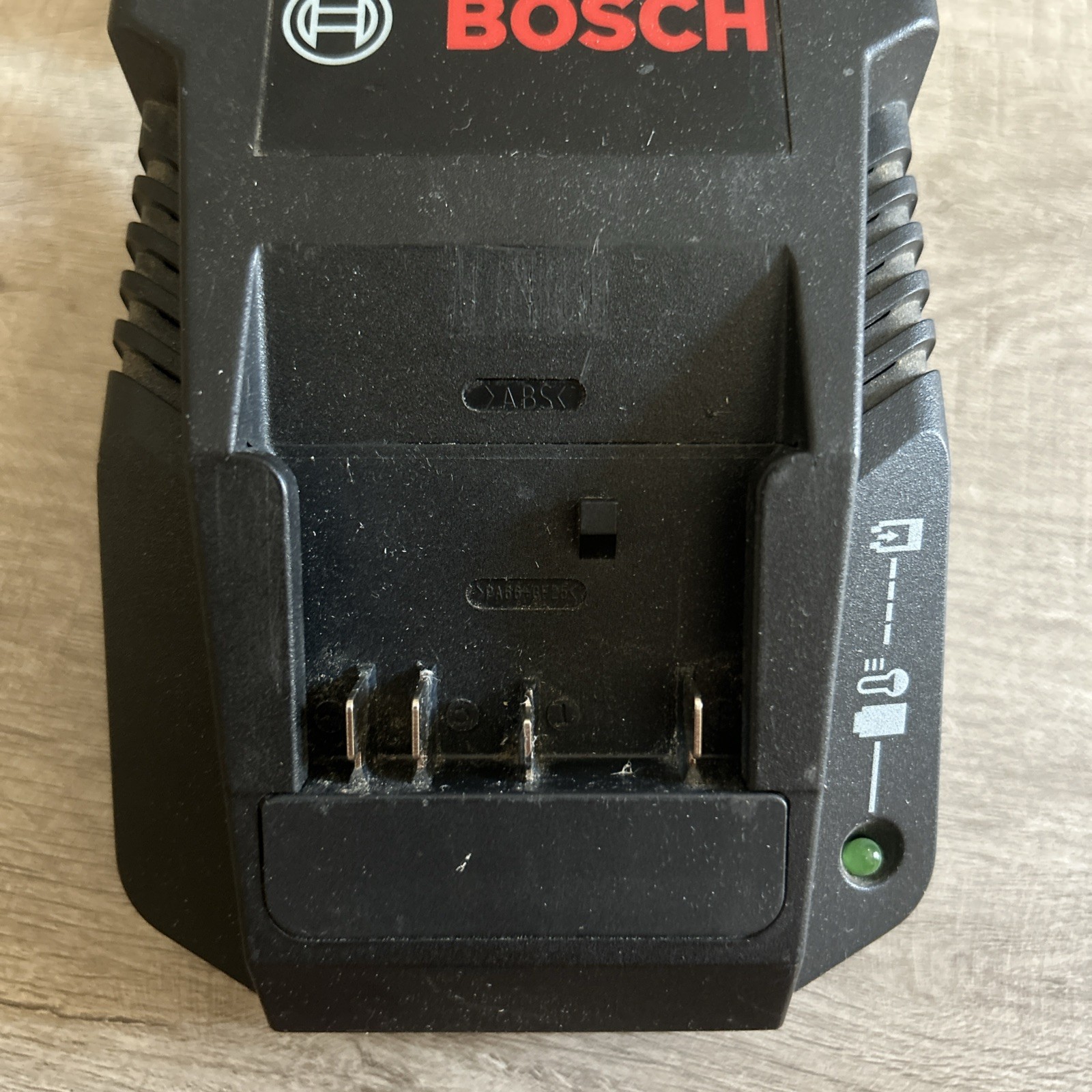 Bosch Battery Charger BC660 18V Lithium-Ion – TESTED!
