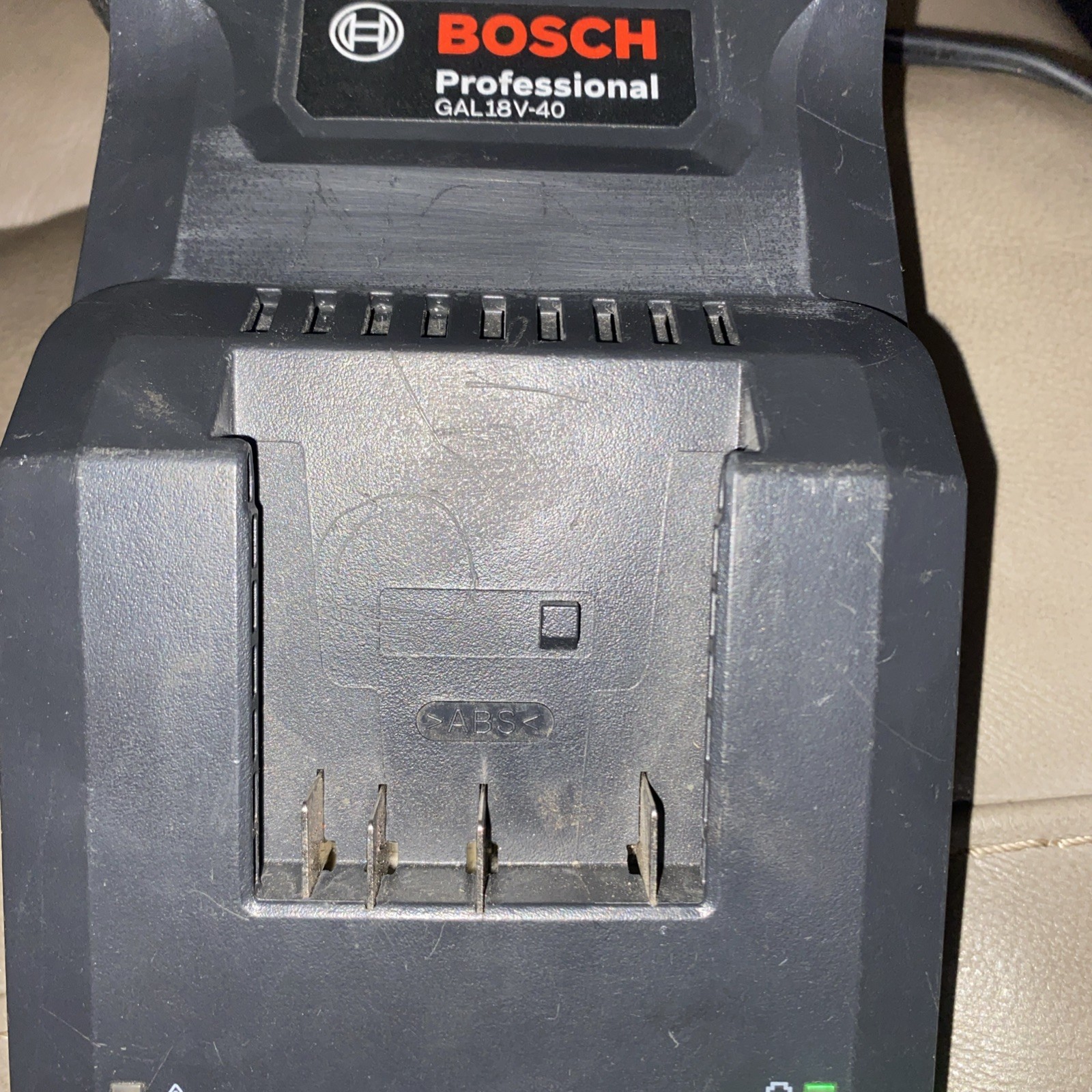 Used BOSCH Professional GAL18V-40 18V () Lithium-Ion Fast Battery Charger